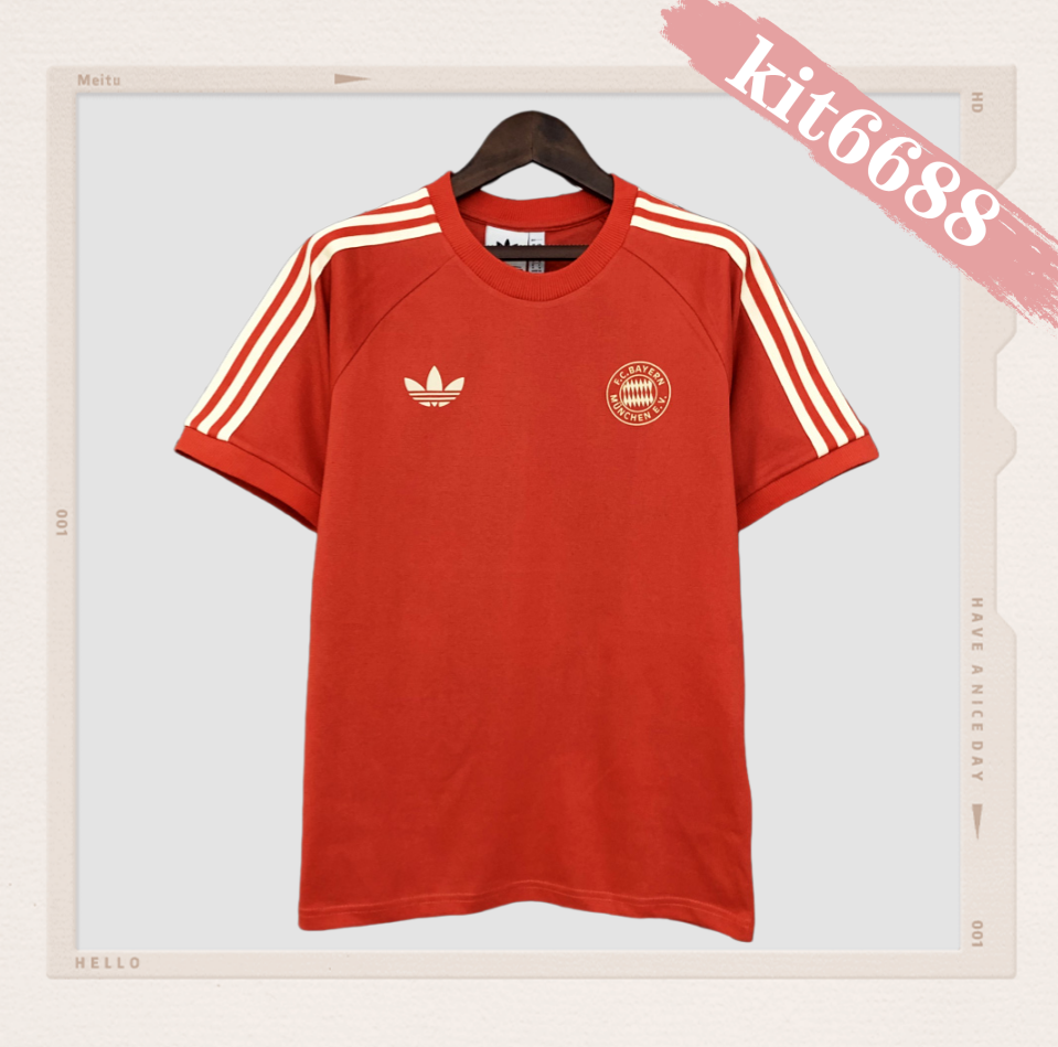 FC Bayern Munich black cotton T-shirt