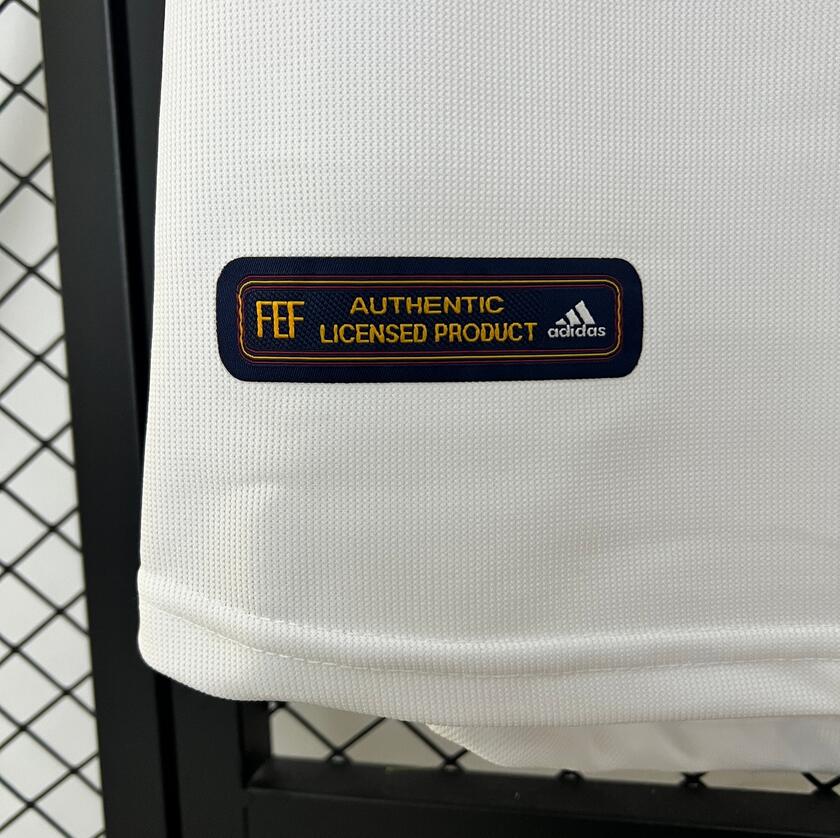 2000 Spain Away Retro Football Shirt