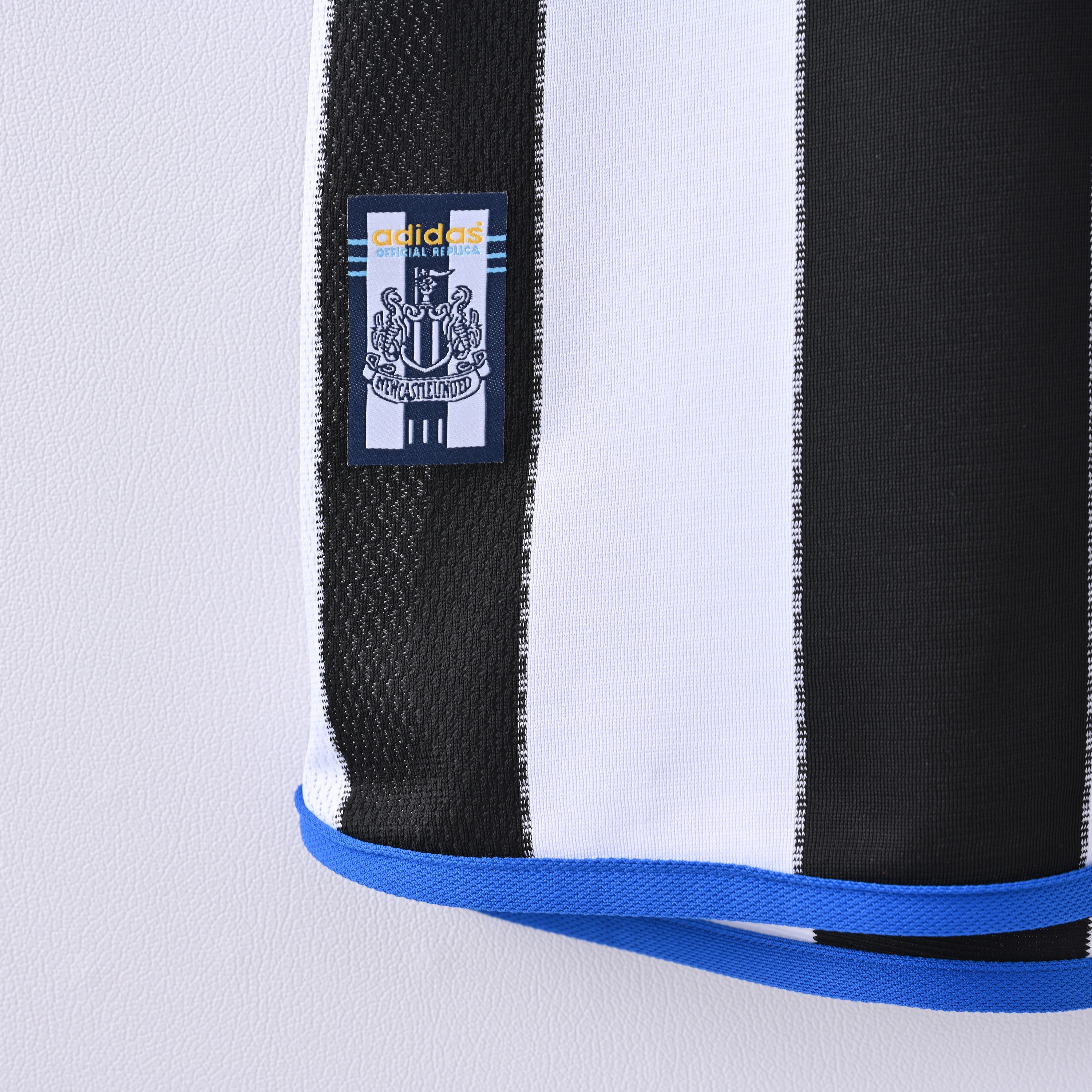 1999/2000 Newcastle United Away Retro Football Shirt