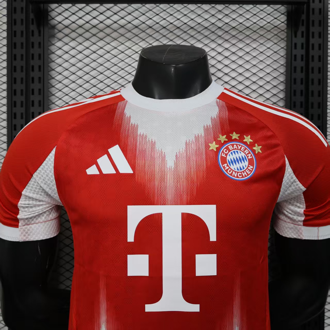 2025/2026 Bayern Munich Home Football Shirt (Player Edition)