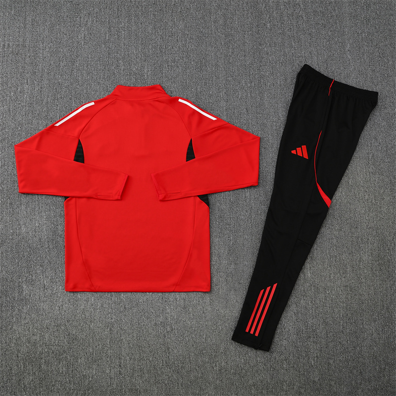 25/26 Manchester United red  Half Zip Training Kit (Adult Kids Kit)