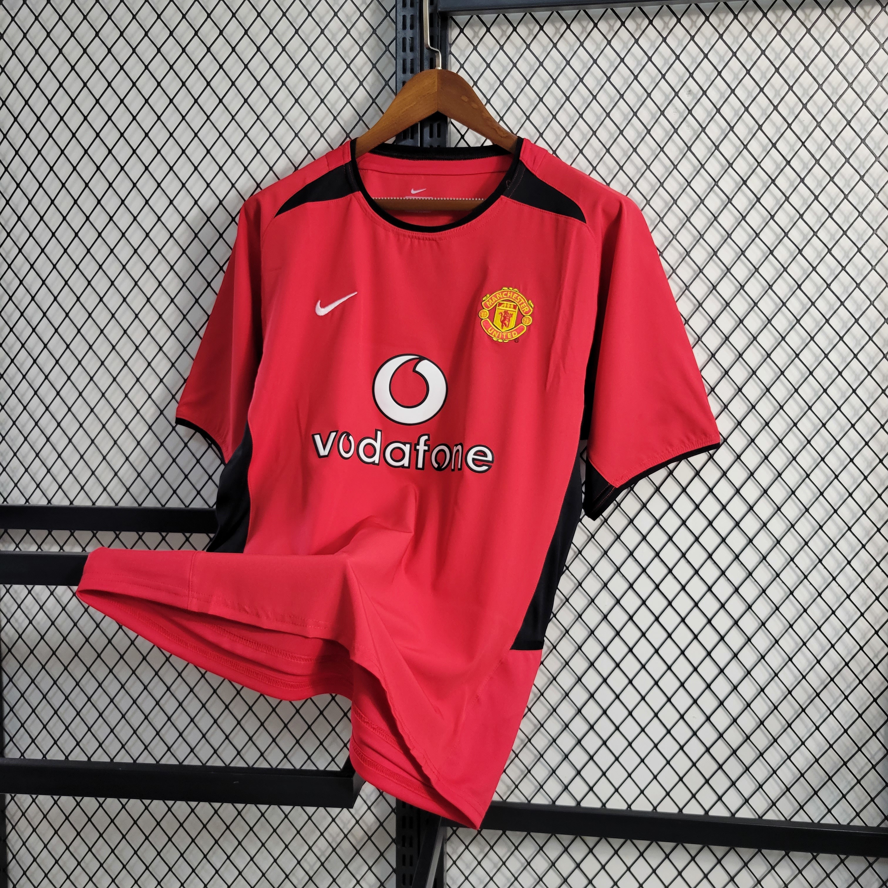 02/04 Manchester United home retro football jersey