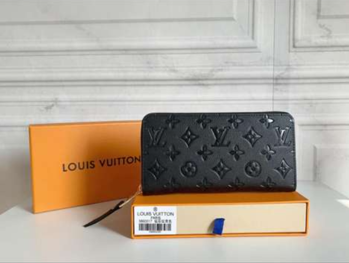 L design engraved Logo wallet/Handbag