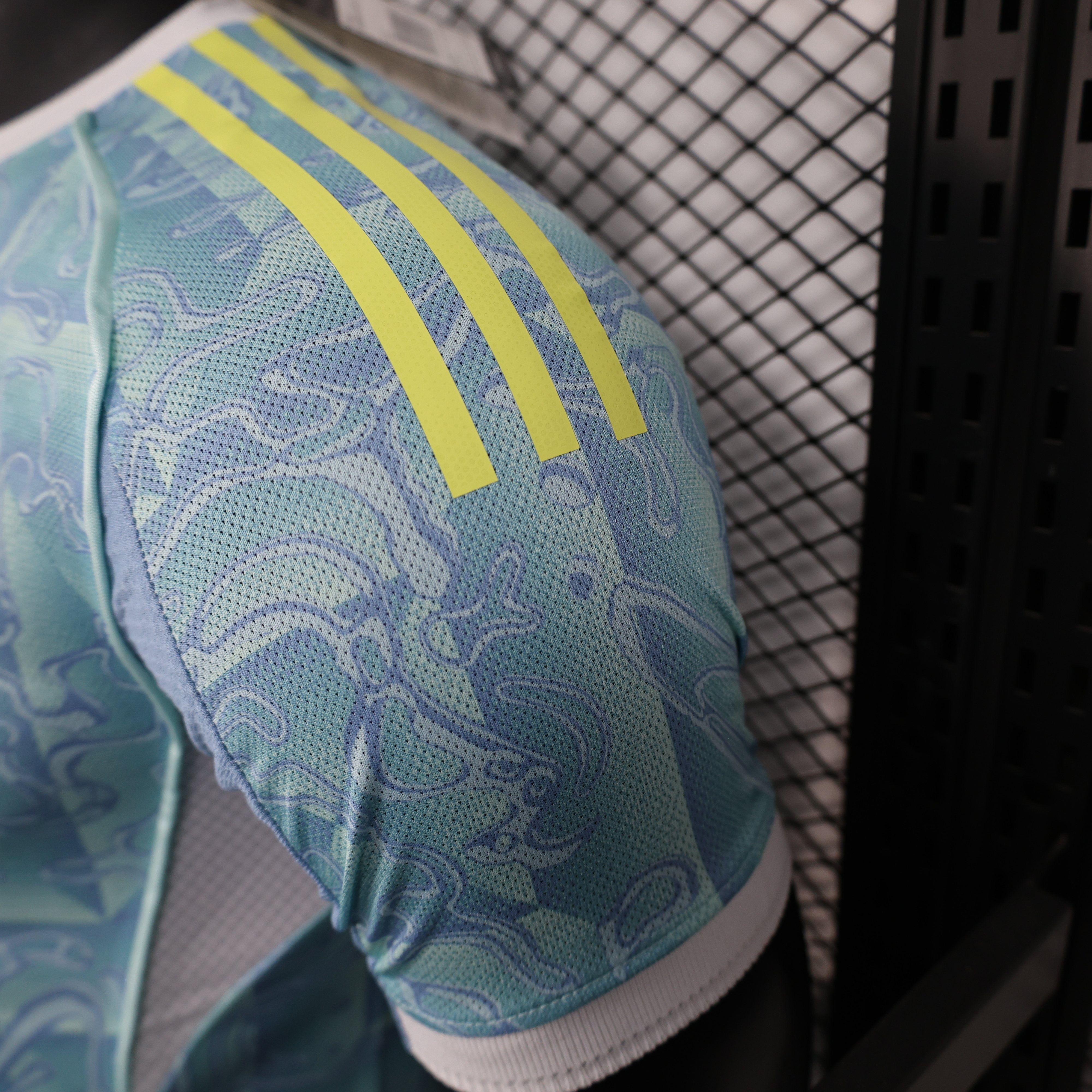 2025/2026 Juventus Aawy Football Shirt (Player )