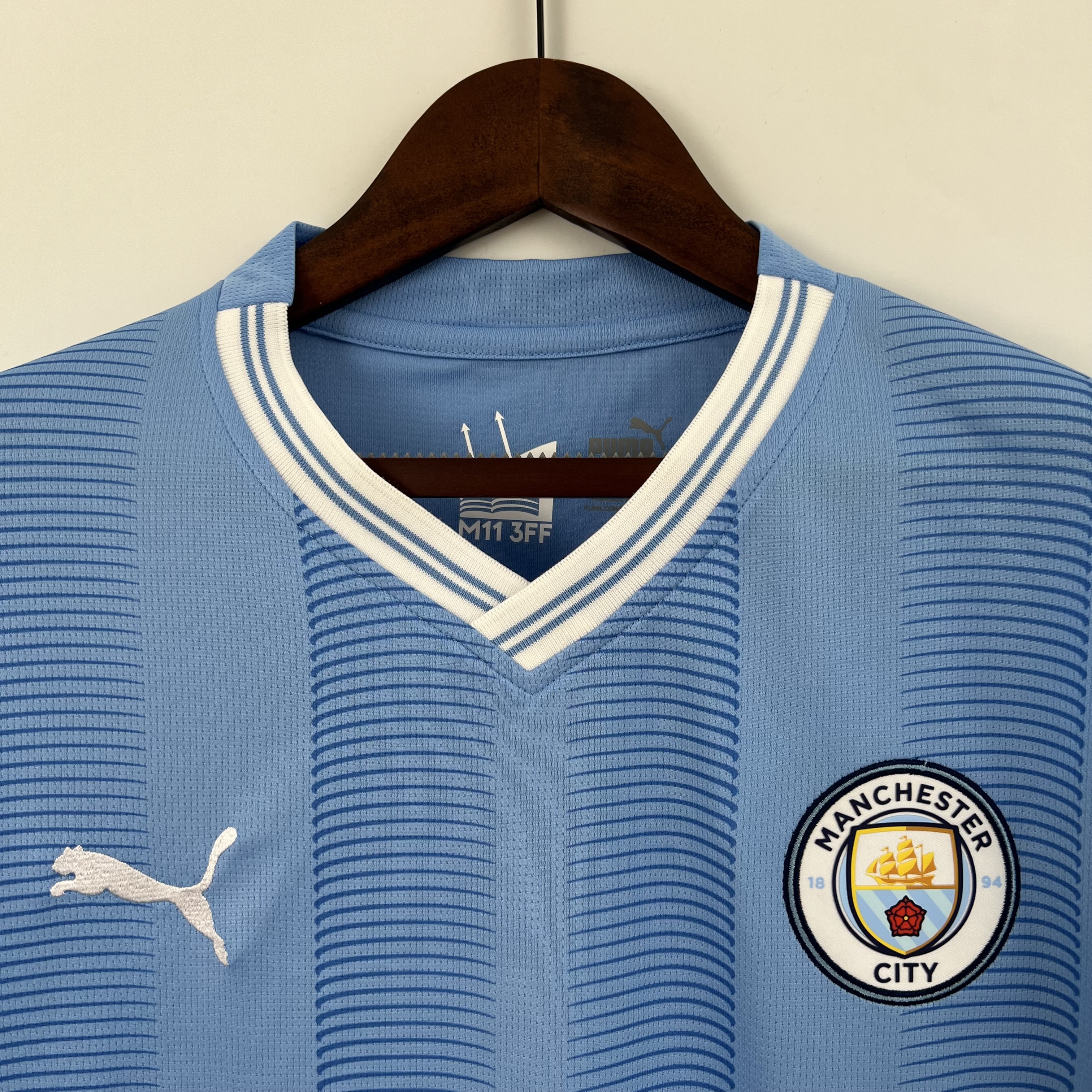 2023/2024 Manchester City Home Football Shirt (Fans)