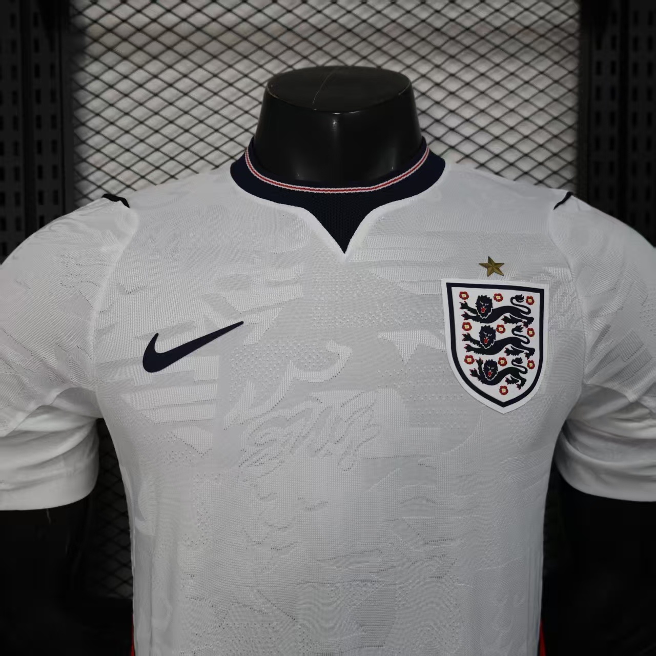 2026 England Home Football Shirt (Player Edition)