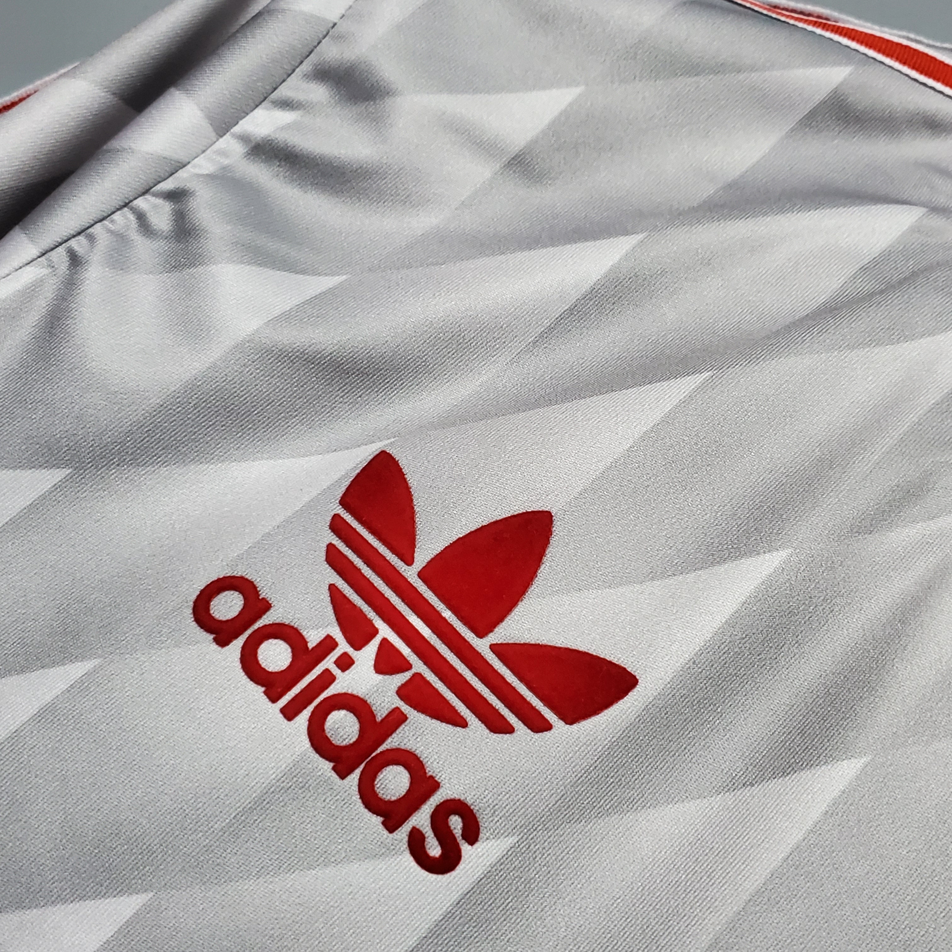 1989/1991 Liverpool Retro Away Football Shirt