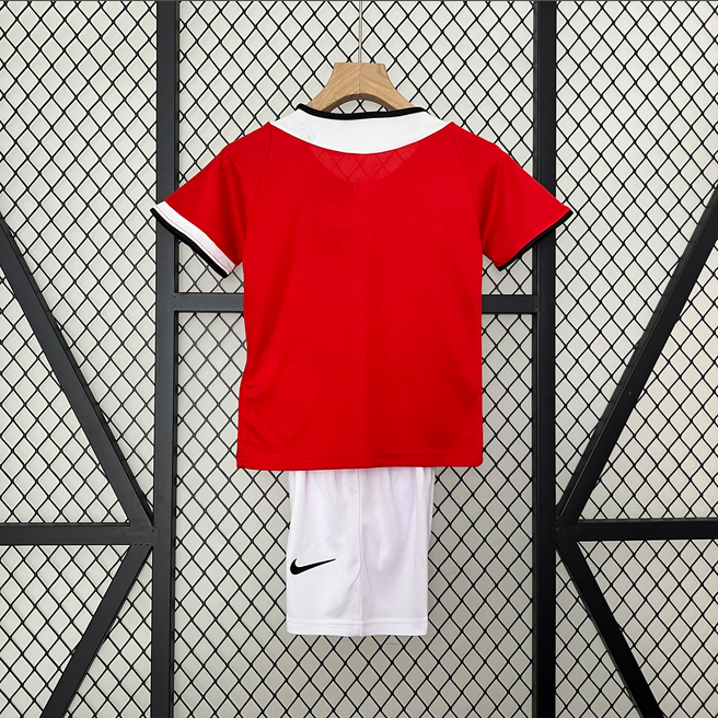 05/06 Manchester United home ground Retro Football Soccer Kids Kit