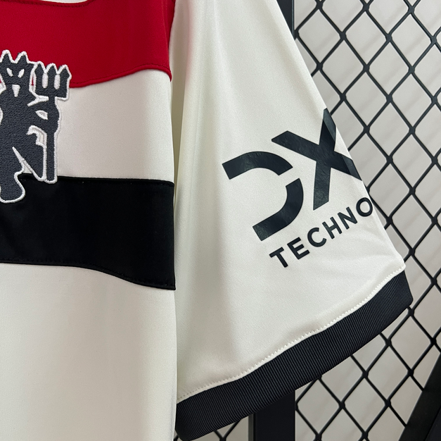 2024 2025 Manchester United Third Away Football Shirt (Fans Edition)