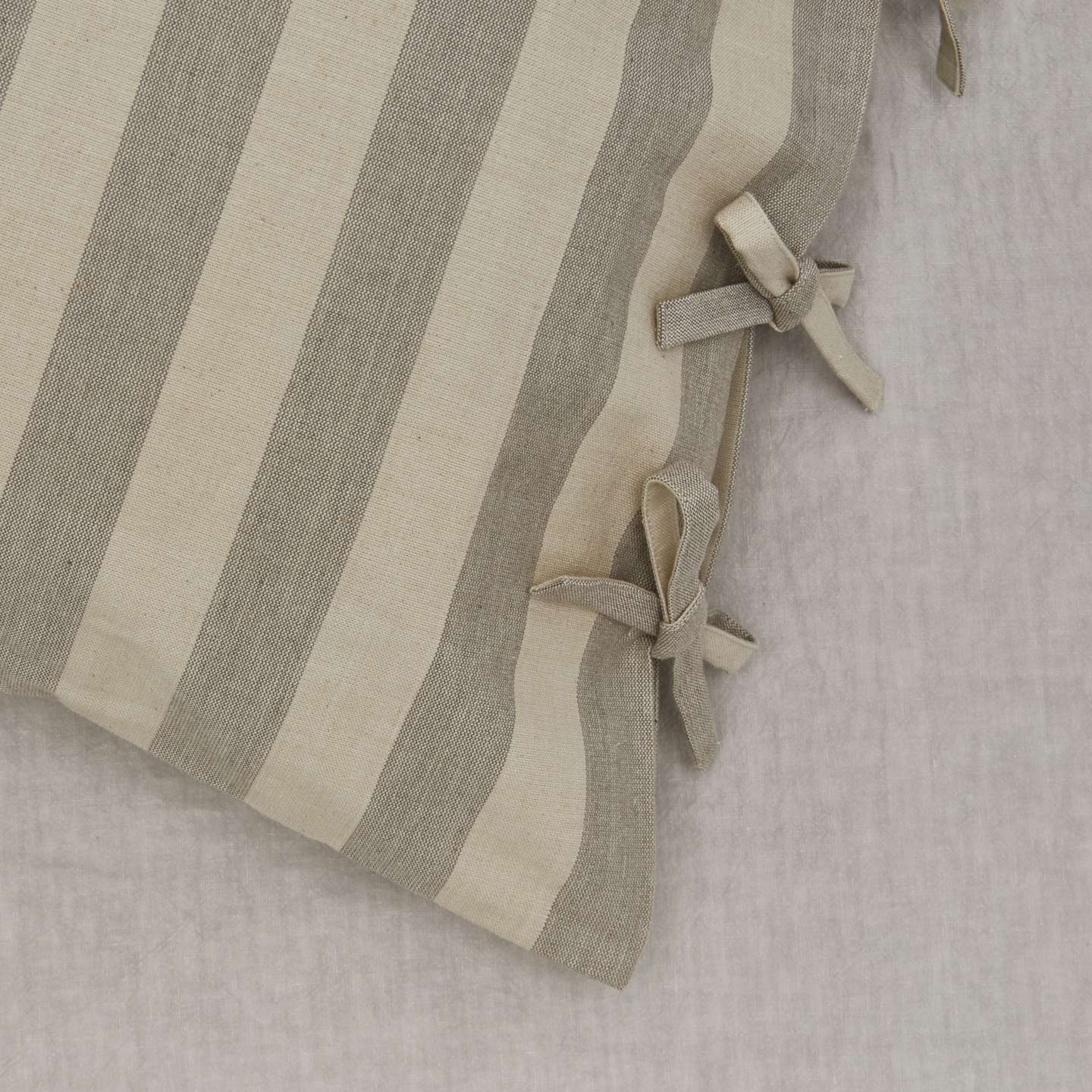 Essential Striped Pillowcases, Set of 2 - Light Grey/Dark Grey
