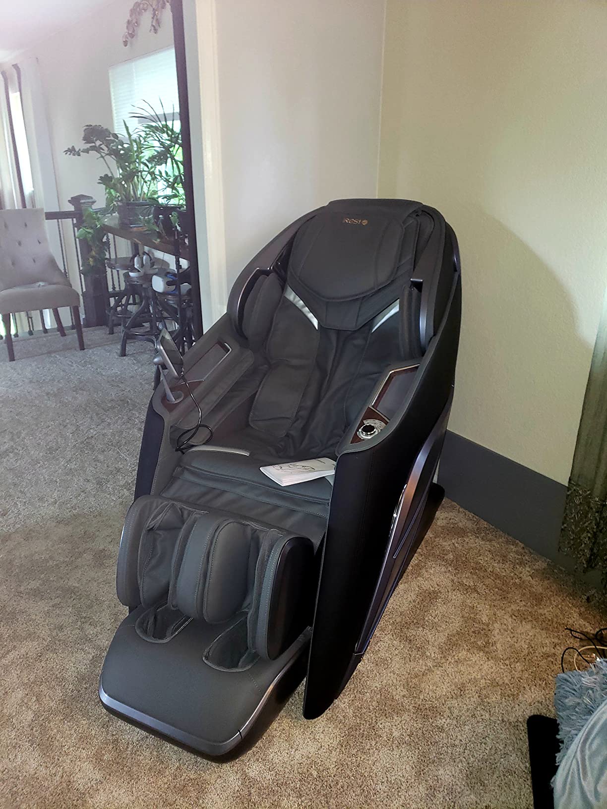 iRest 2023 4D Massage Chair Recliner, Zero Gravity Shiatsu Massager with AI Voice Control