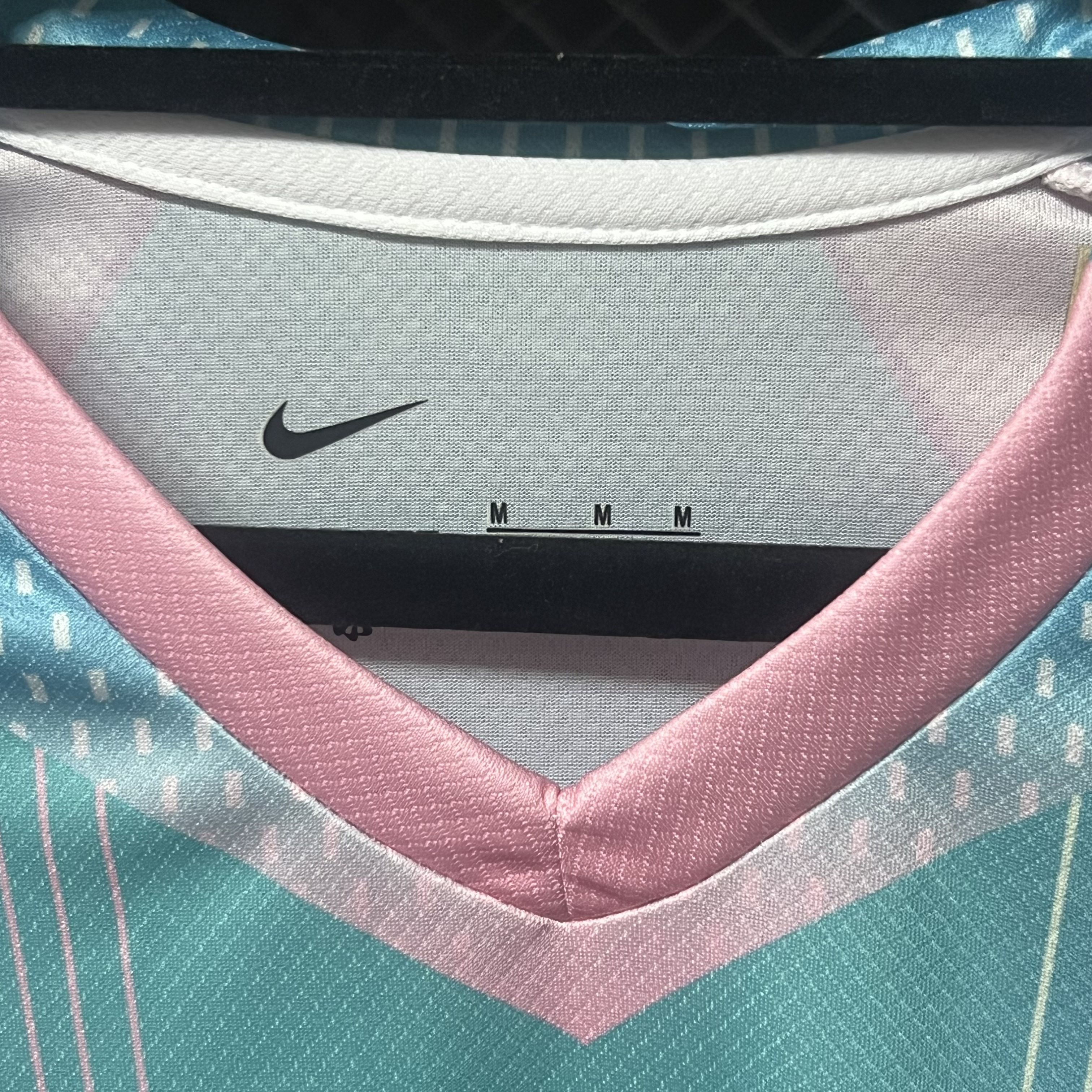 2025/2026 Paris Saint-Germain Special Edition Football Shirt (fans)