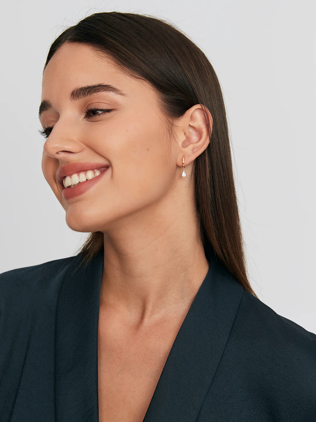 Solitaire Teardrop Sapphire Drops