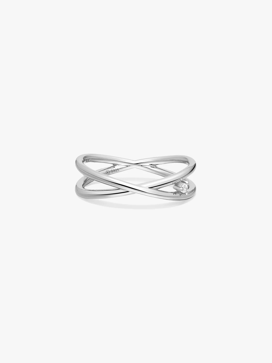 Overlapping Crystal Statement Ring