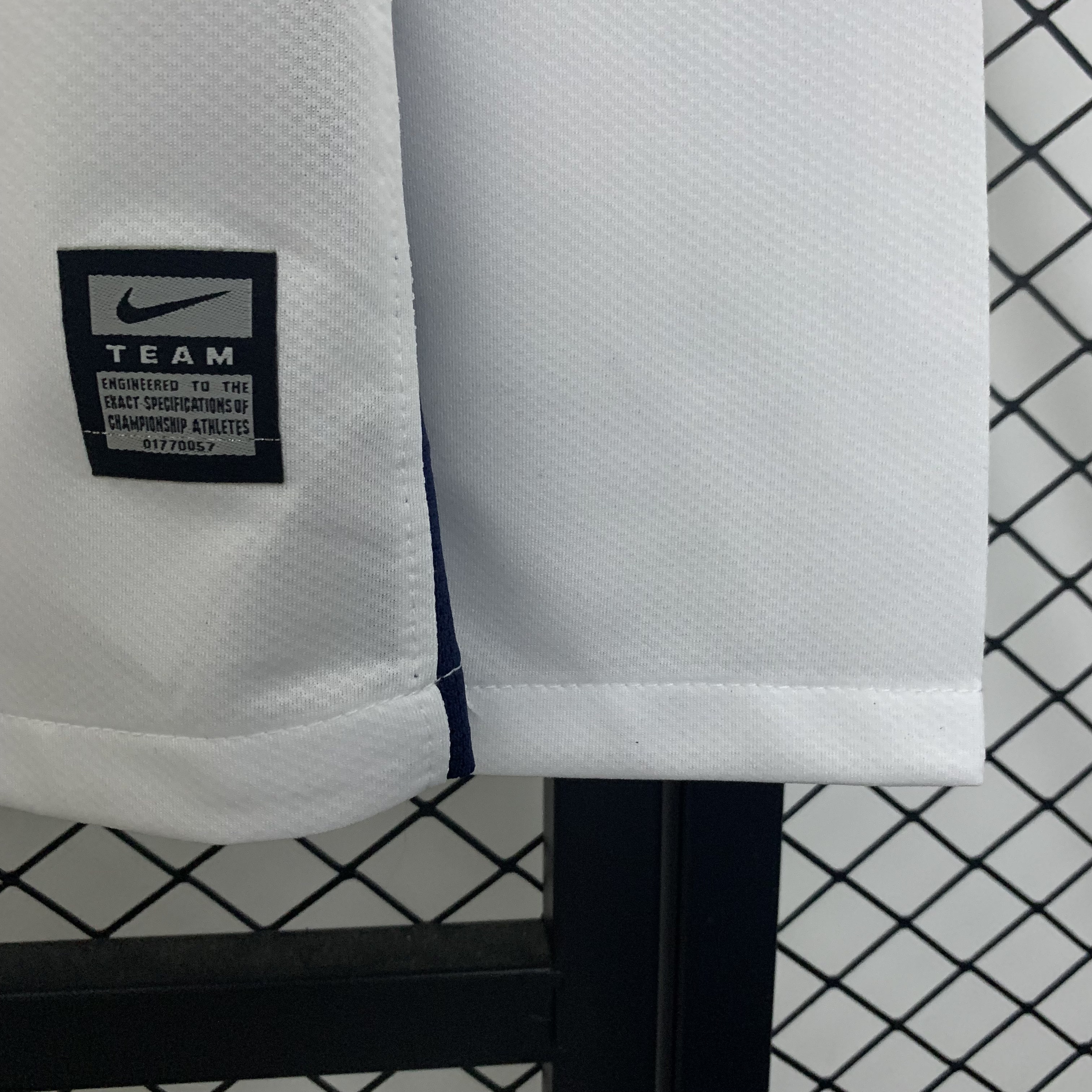 08/09 Manchester United Away Champions League Edition long sleeved retro football jersey