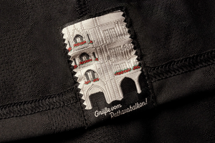 2025/2026 Bayern Munich Second Away Football Shirt (Fan Edition)