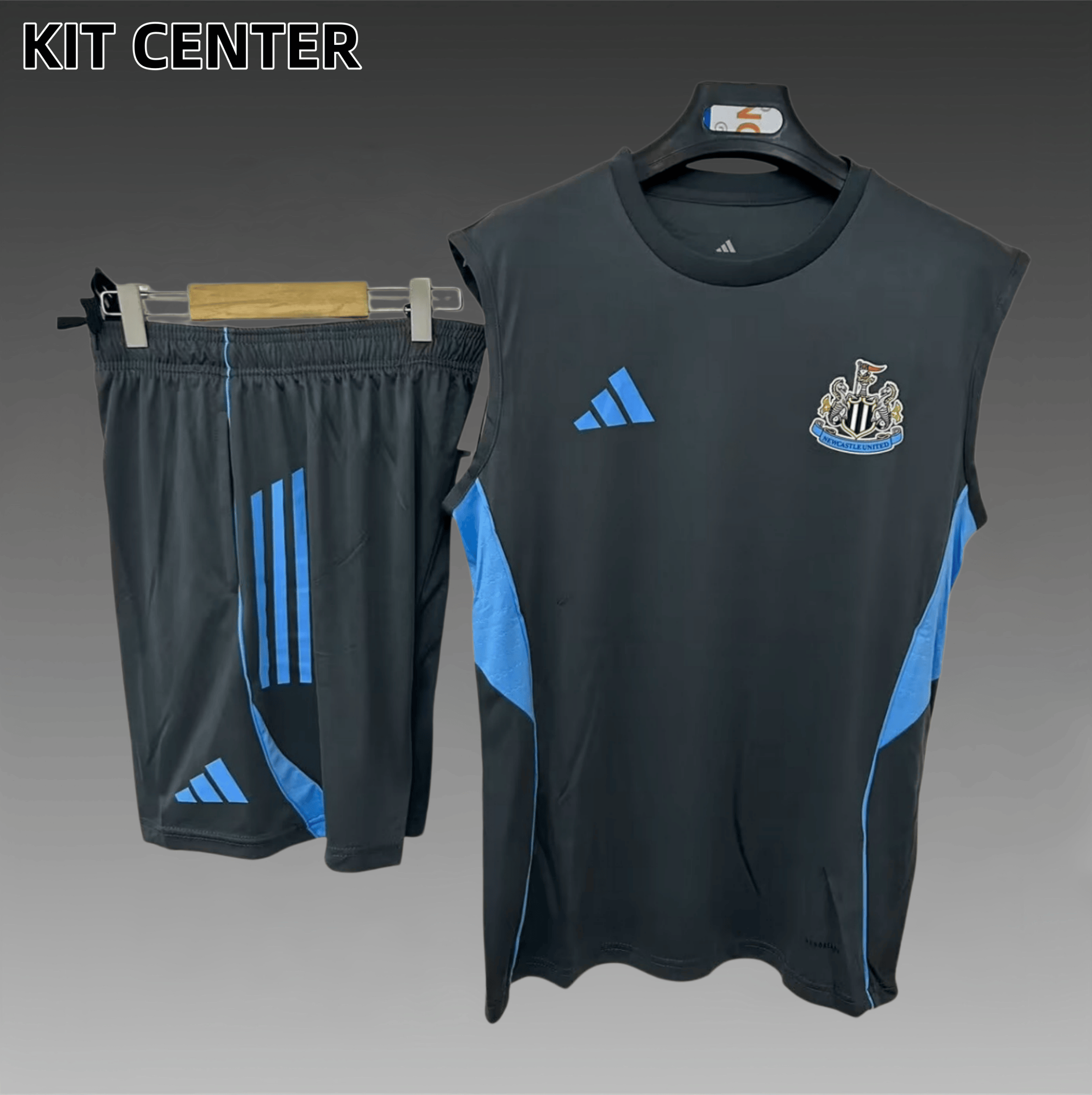 25/26 Newcastle United training Football Shirts Adult Kit