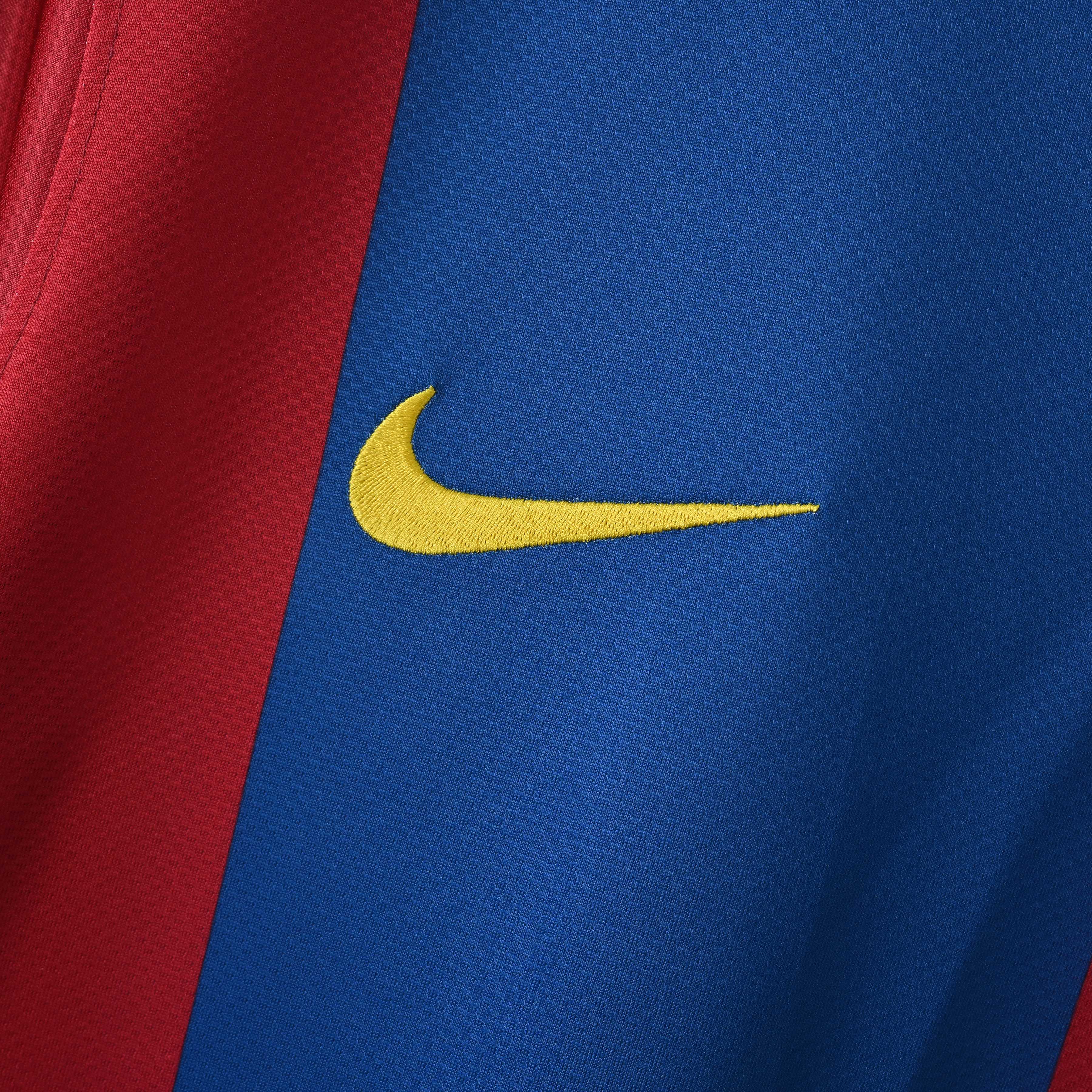 2006/2007 Barcelona Home Retro Football Shirt