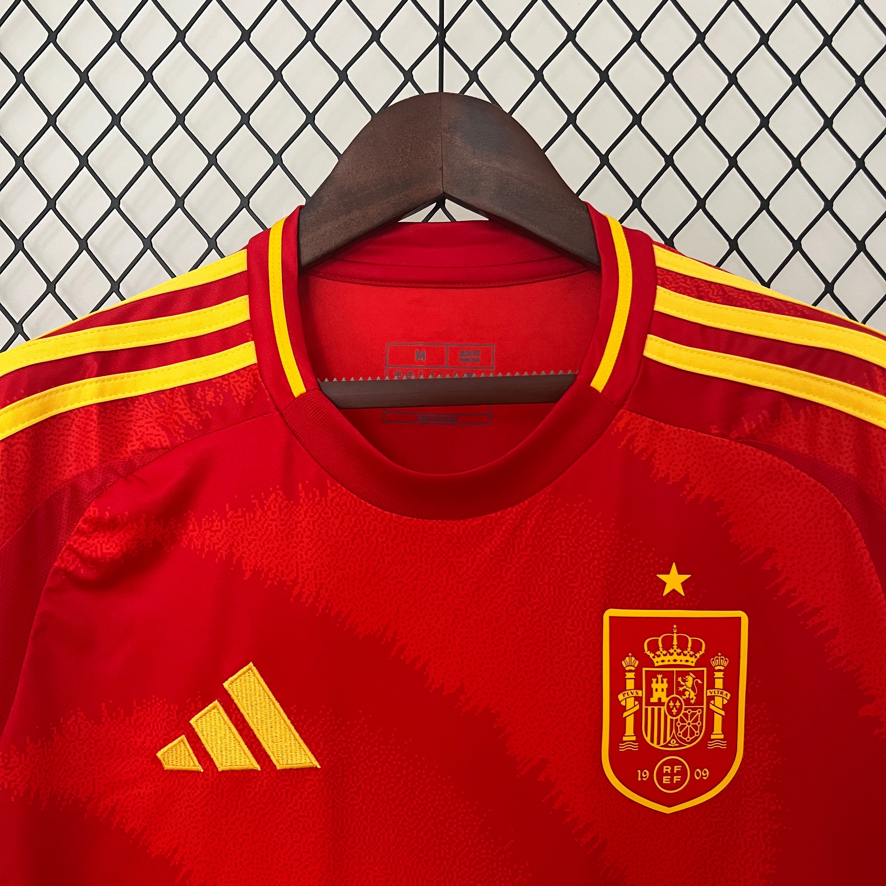 2024/2025 Spain Home Football Shirt (Fan Edition)