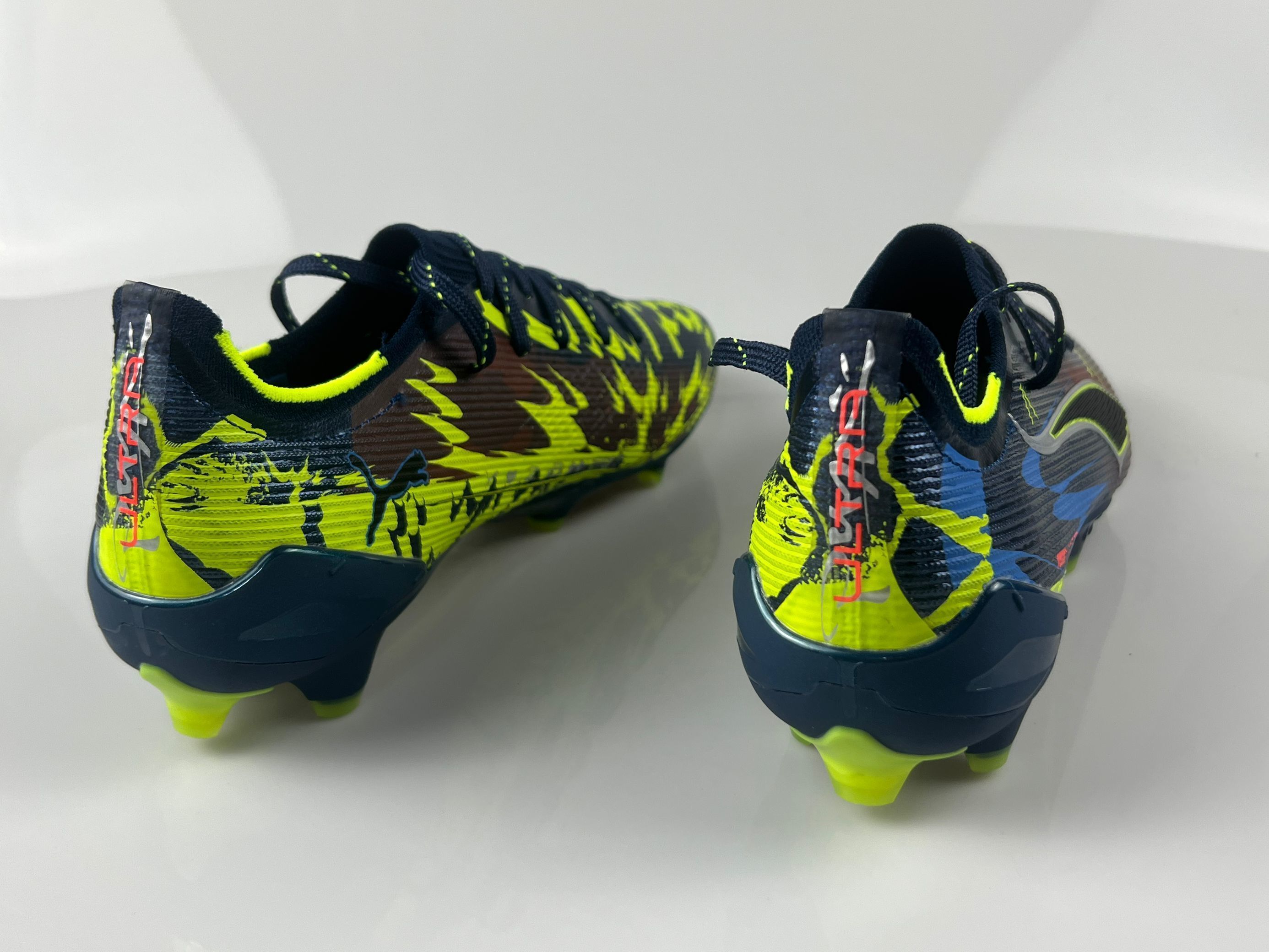 P ULTRA 6 CARBON FGDARE TO LAUNCH EDITION -PERSIAN BLUE/PUMA AGEDSILVER/PUMA BLACK/LIMESQUEEZE