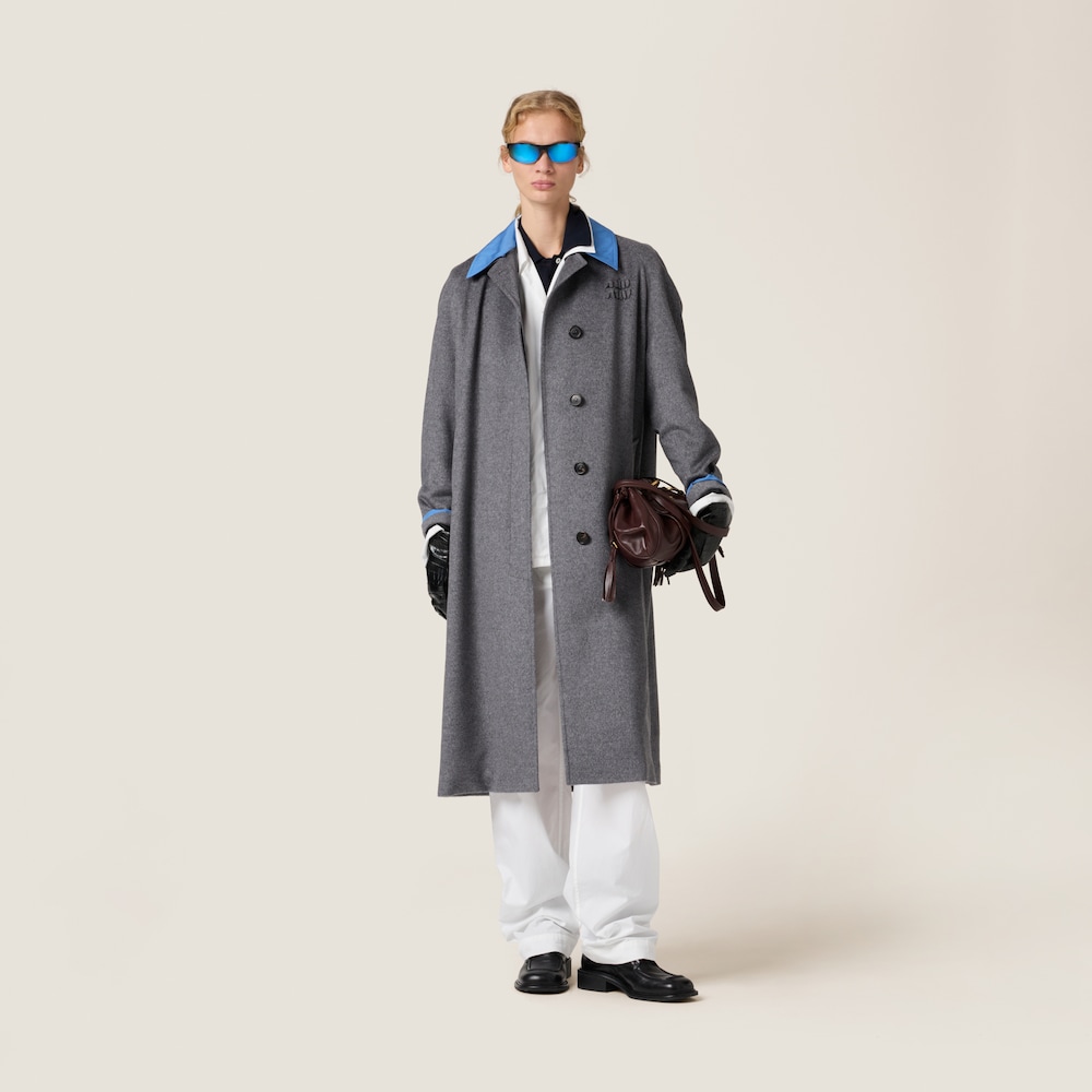 Single-breasted velour coat