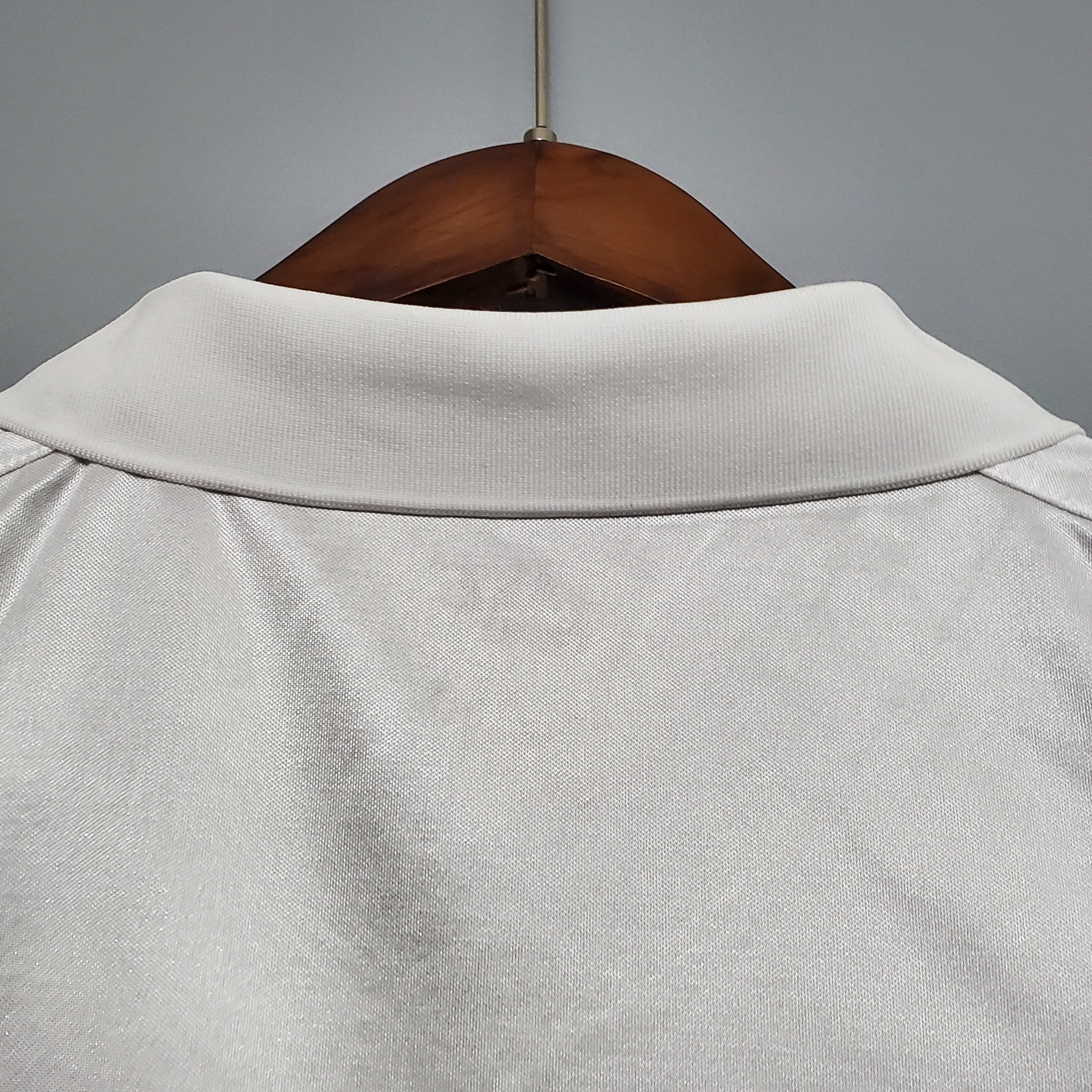 2001 Valencia Home Retro Football Shirt