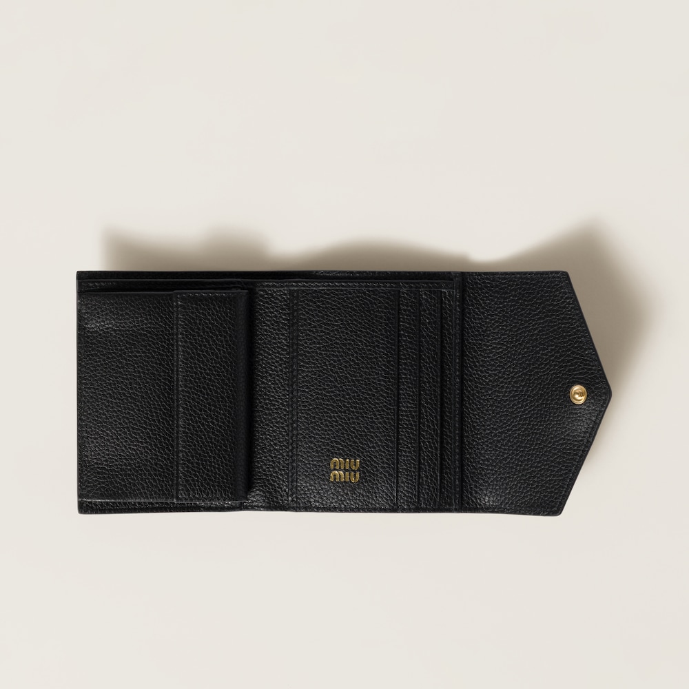 Small leather wallet