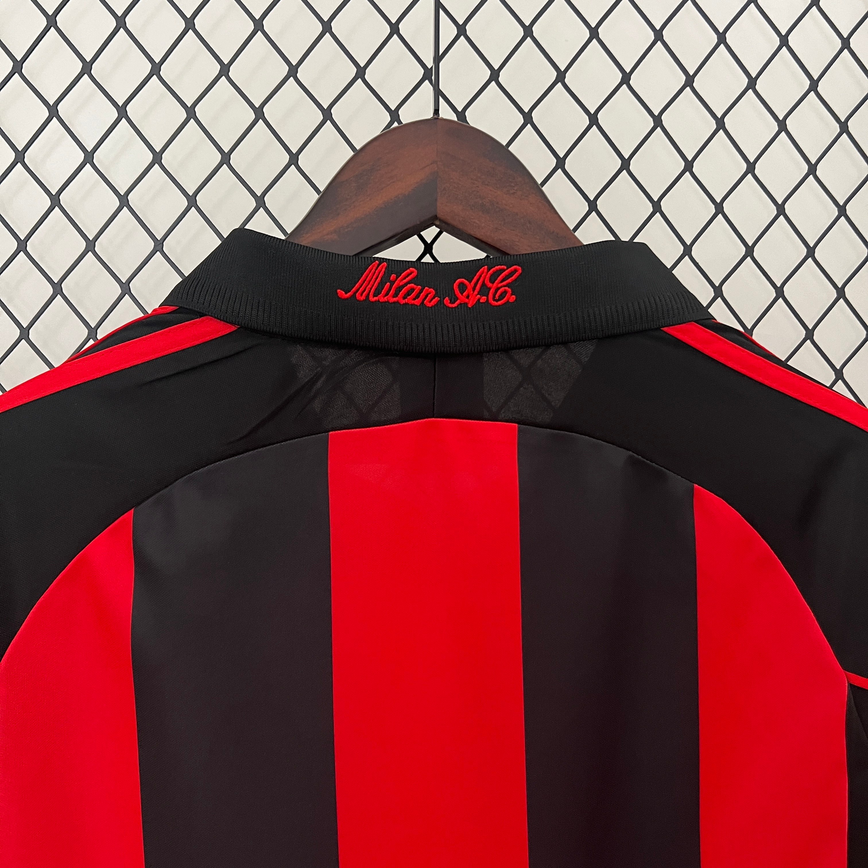 2001/2002 AC Milan Home Retro Football Shirt