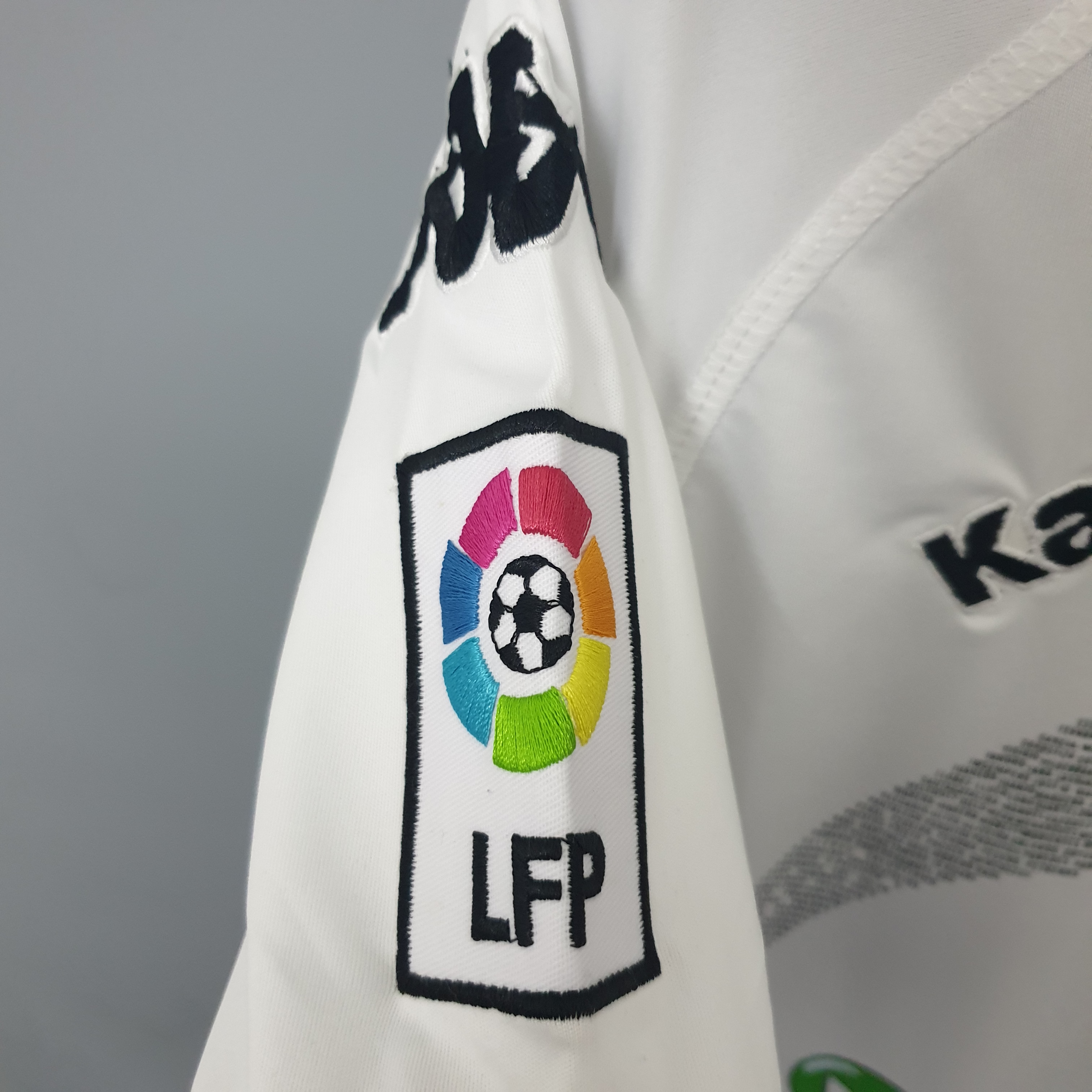 2009/2010 Valencia Home Retro Football Shirt