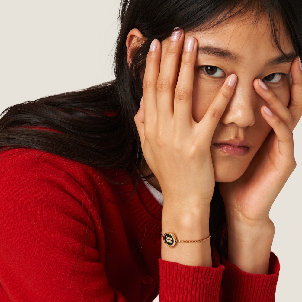 Enameled metal bracelet