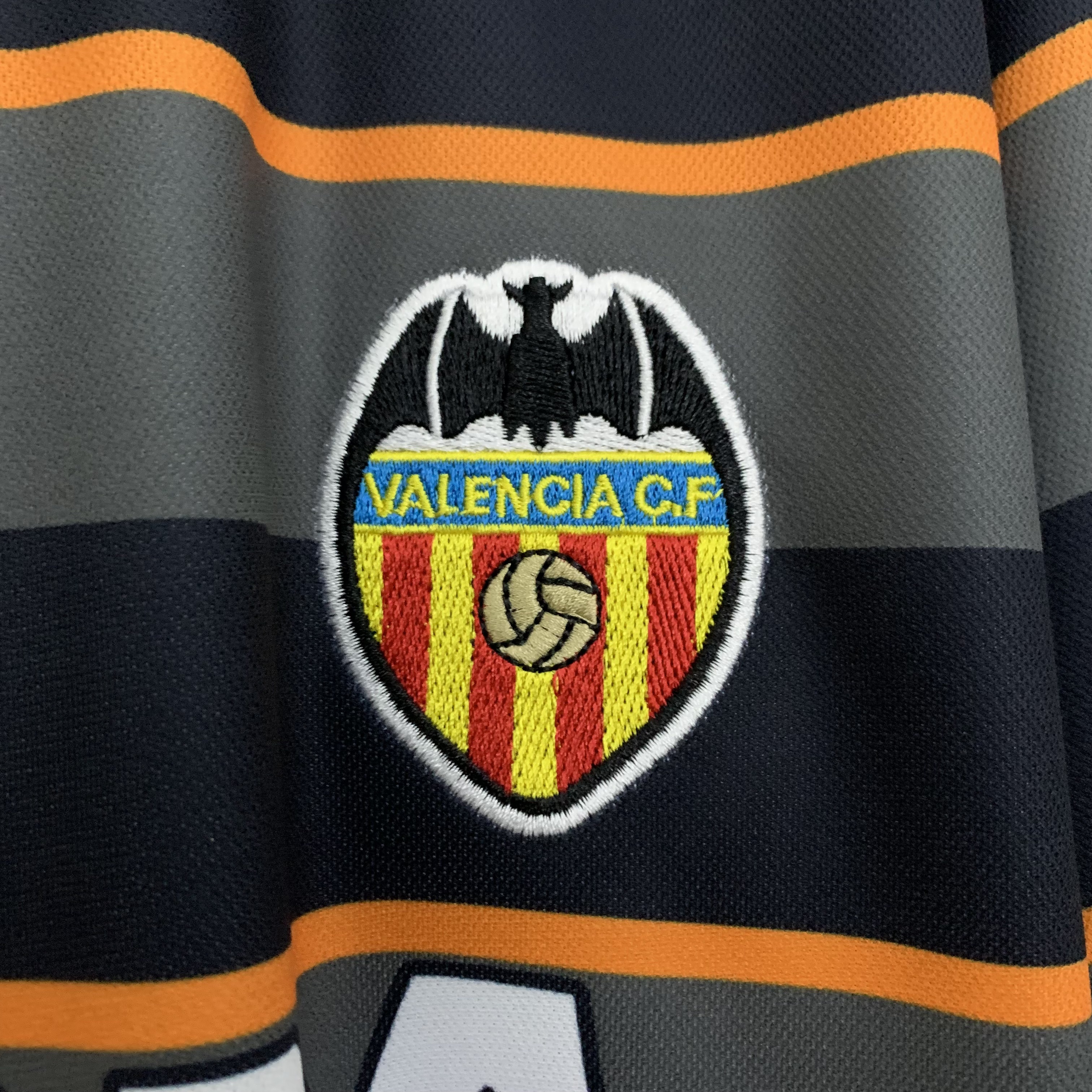 1999/2000 Valencia Away Retro Football Shirt