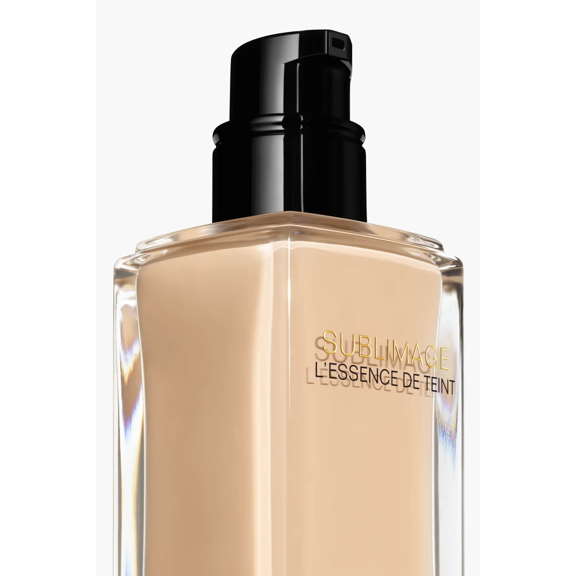 Chanel SUBLIMAGE L’ESSENCE DE TEINT Ultimate Serum Foundation: Unifies and Enhances