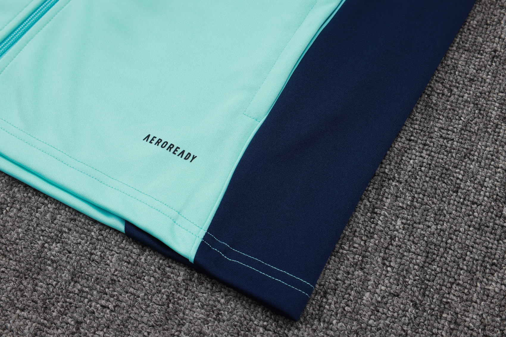 2025/2026 Arsenal Light Green Adult Full Zip Training Suit (Adult Kit)