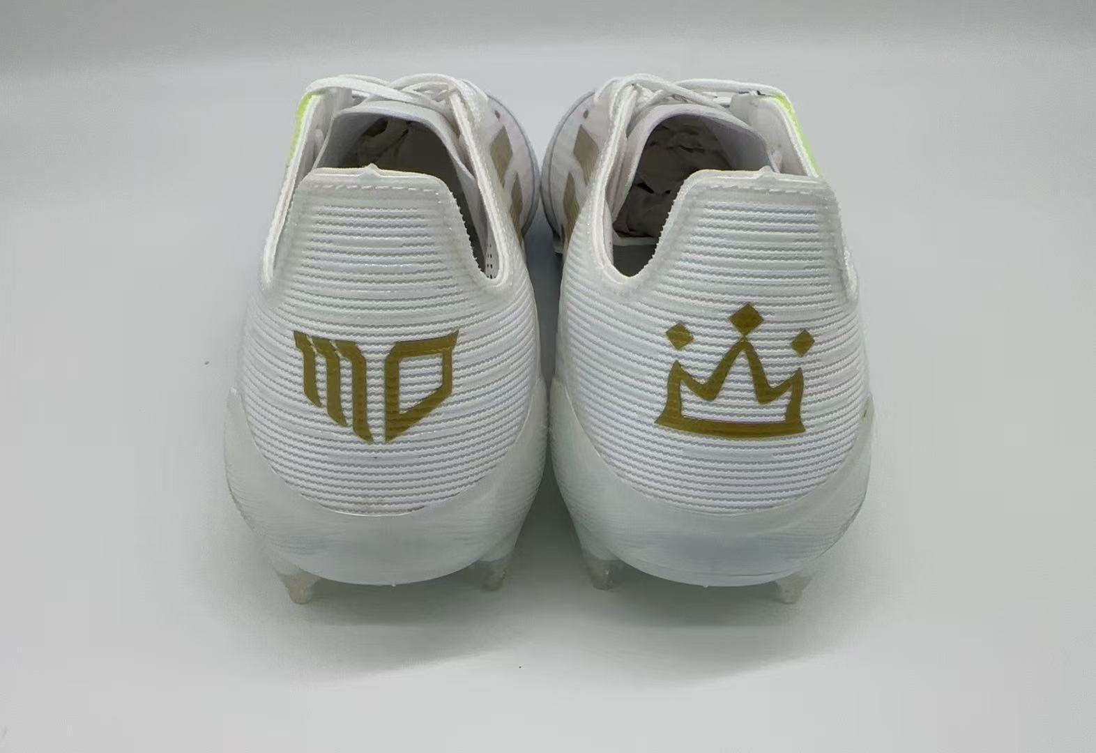 A F50 FG Low Spike Shoeless Waterproof Football Shoes