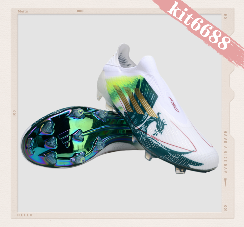 A F50 Low-top Waterproof Football Shoes Without Shoelaces