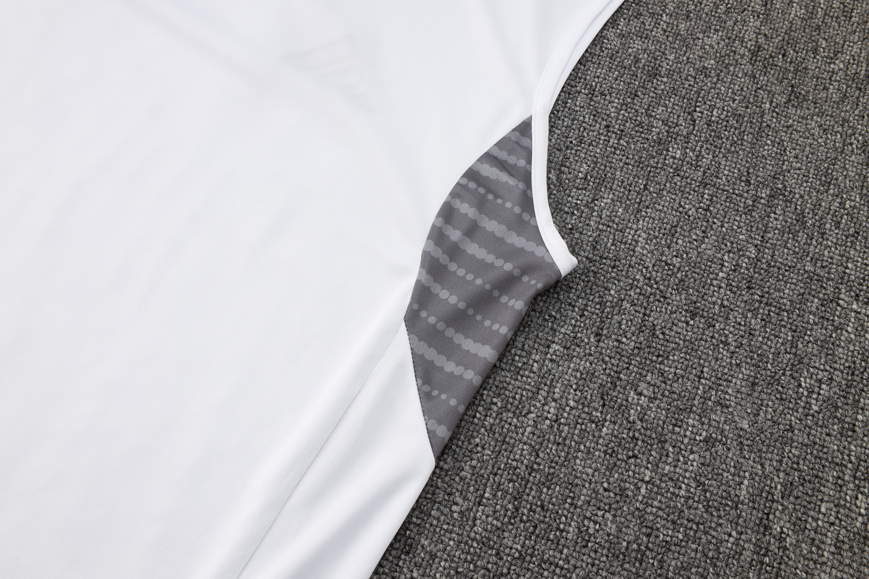 2024/2025 Real Madrid white adult vest training suit (Adult Kit)