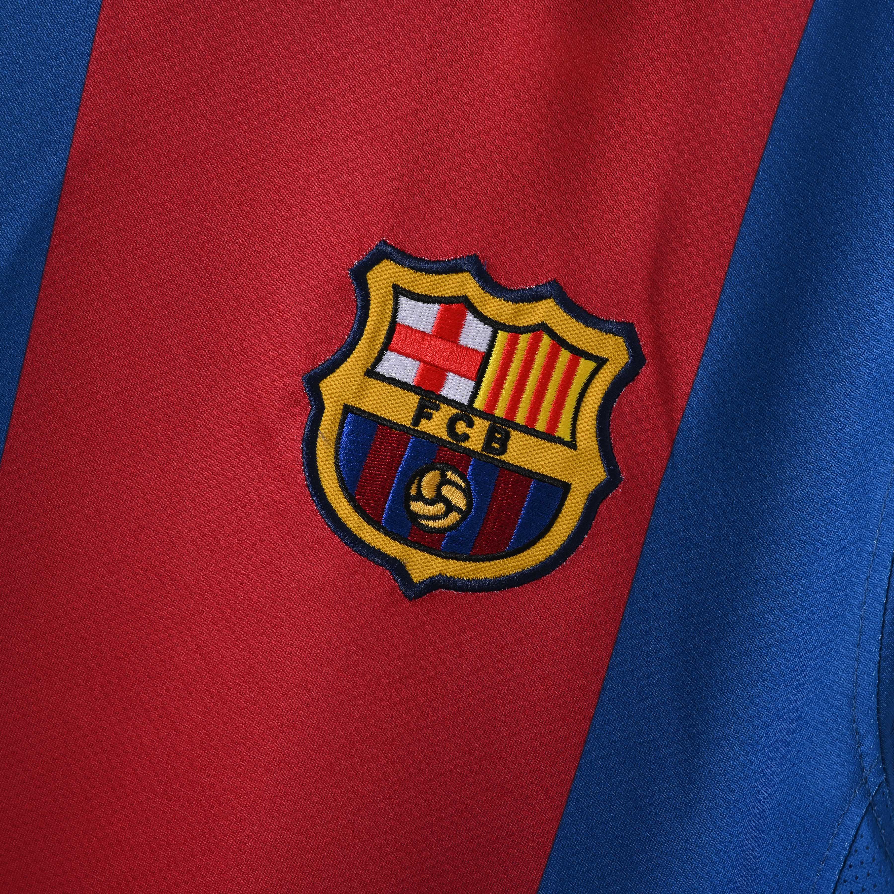 2006/2007 Barcelona Home Retro Football Shirt