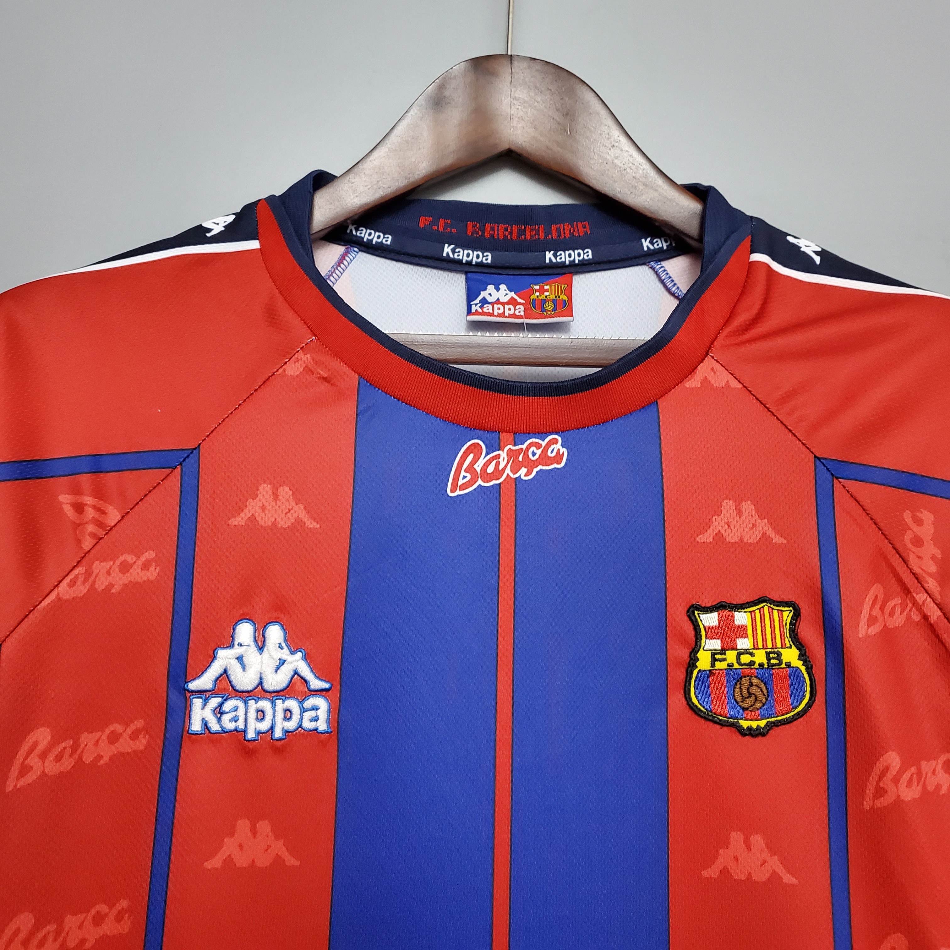 1982/1984 Barcelona Away Retro Football Shirt