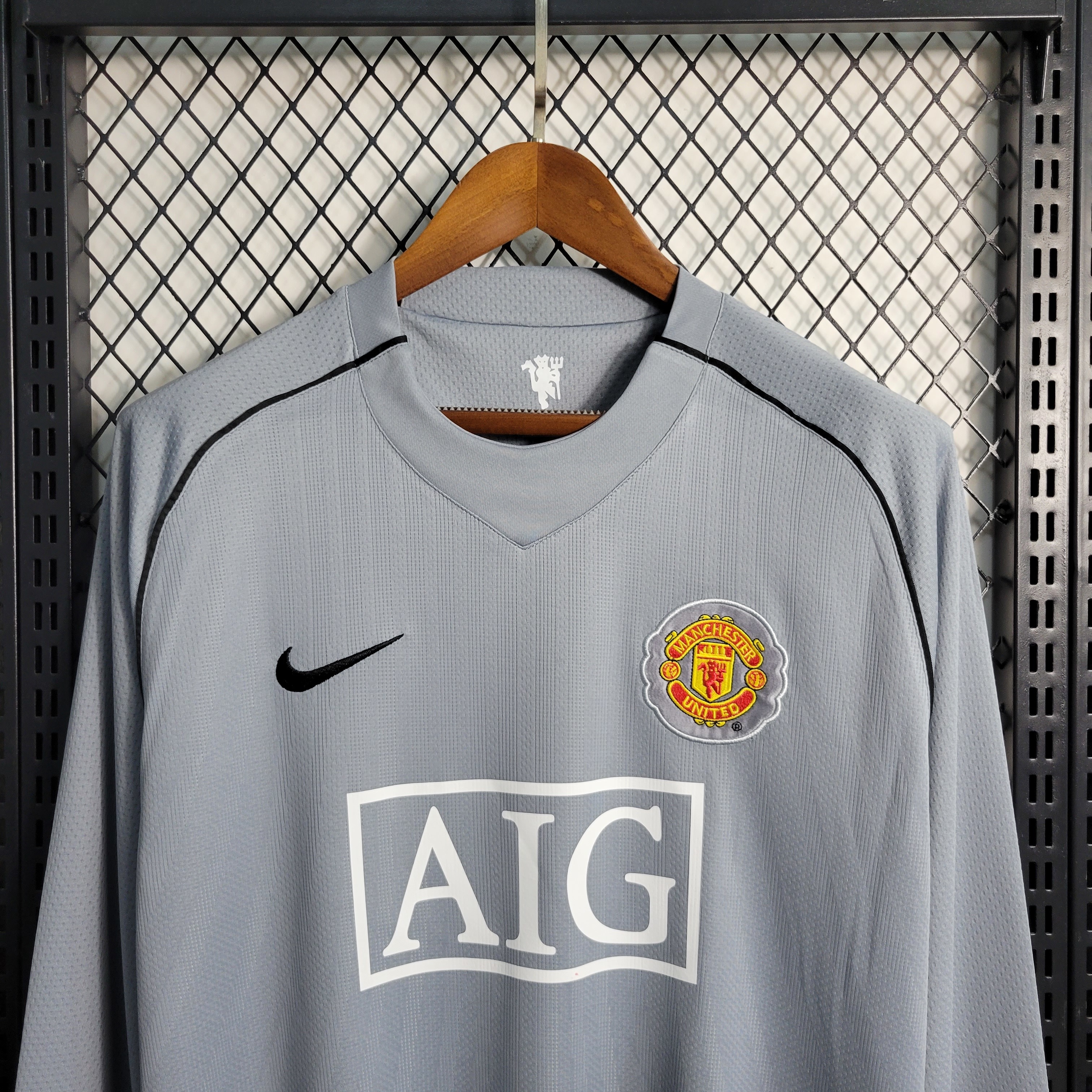 07/08 Manchester United Goalkeeper  long sleeved retro football jersey