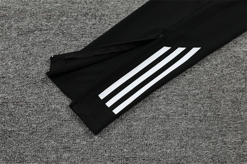 24/25 Manchester United Black  Half Zip Training Kit (Adult Kids Kit)