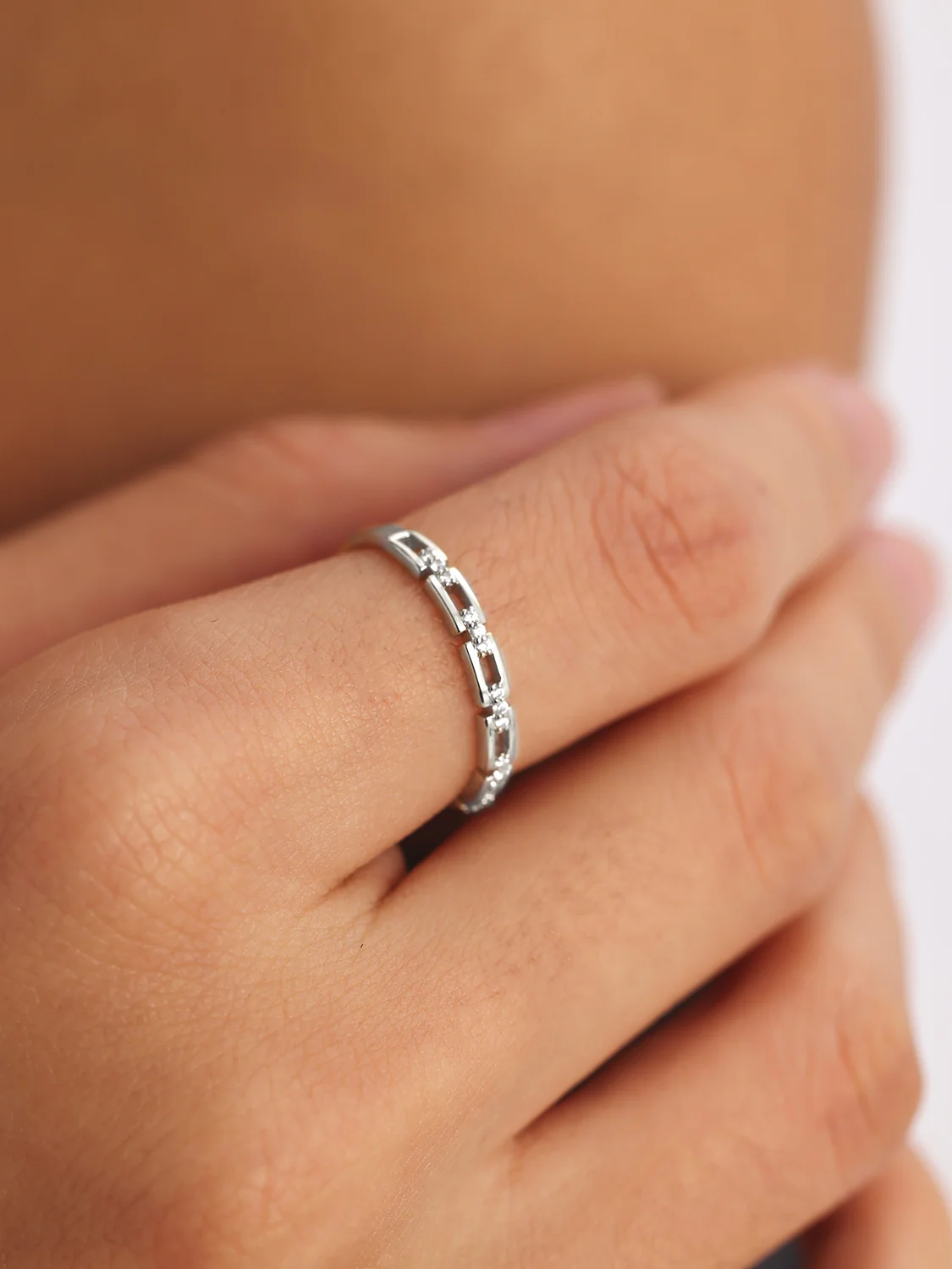 Silver Linked Delicate Ring