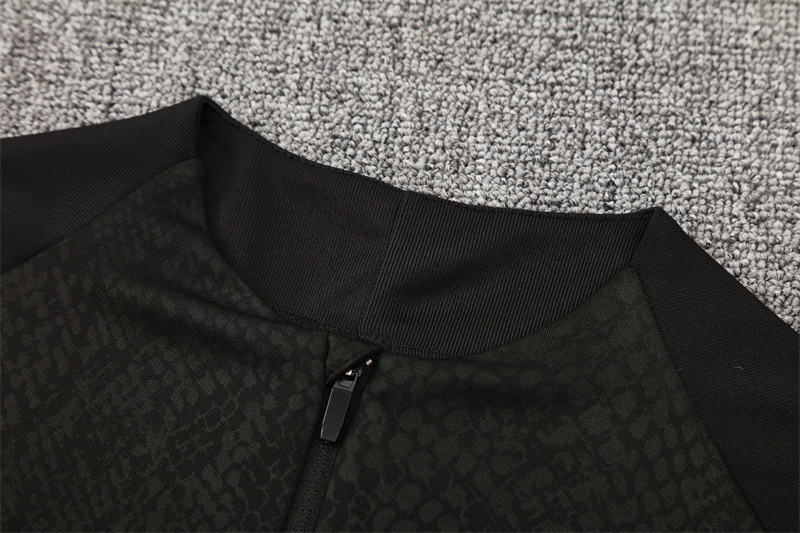 2025/2026 Barcelona Adults Half-Zip Training Kits (Adults Kit)