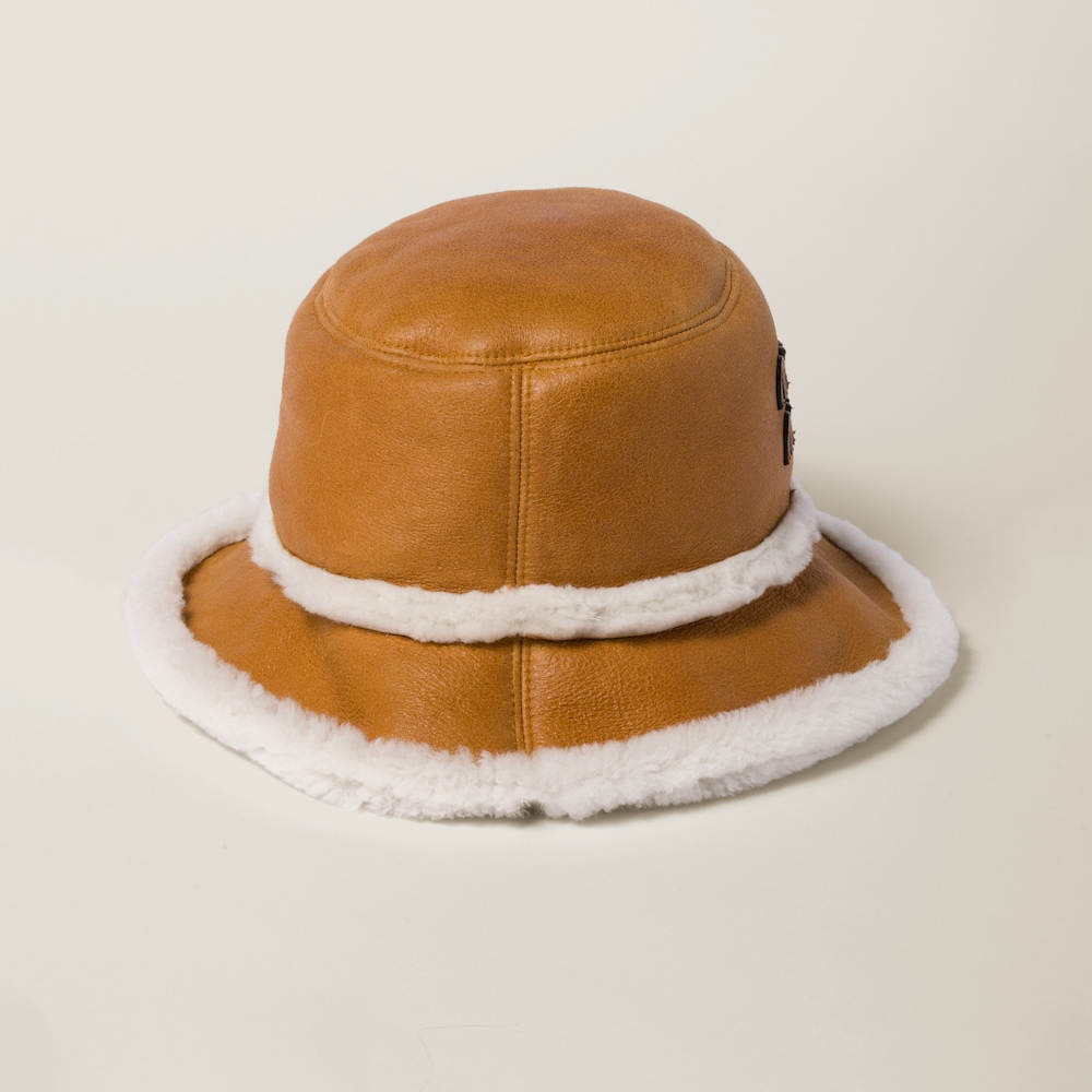 Shearling bucket hat