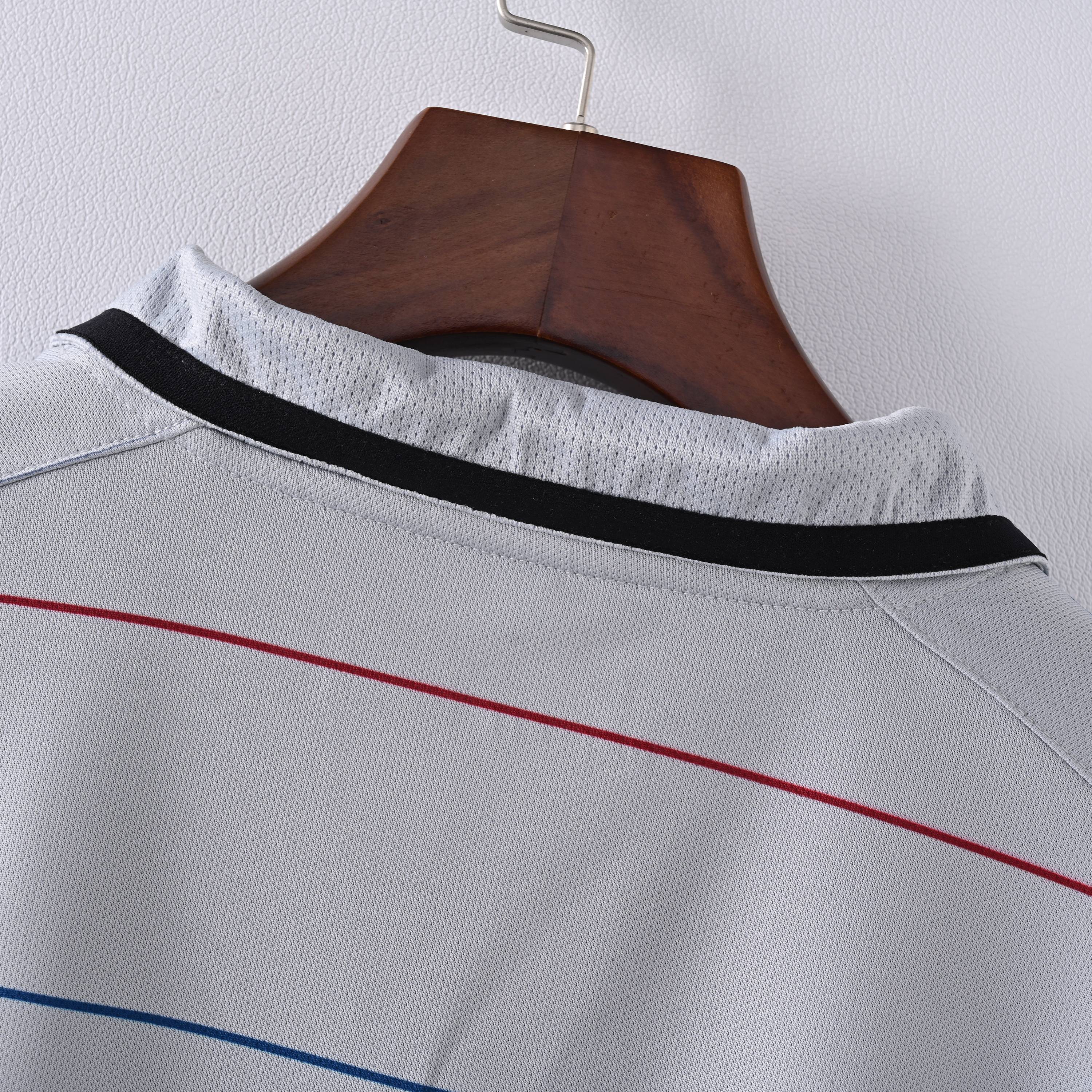 2003/2004 Barcelona Away Retro Football Shirt