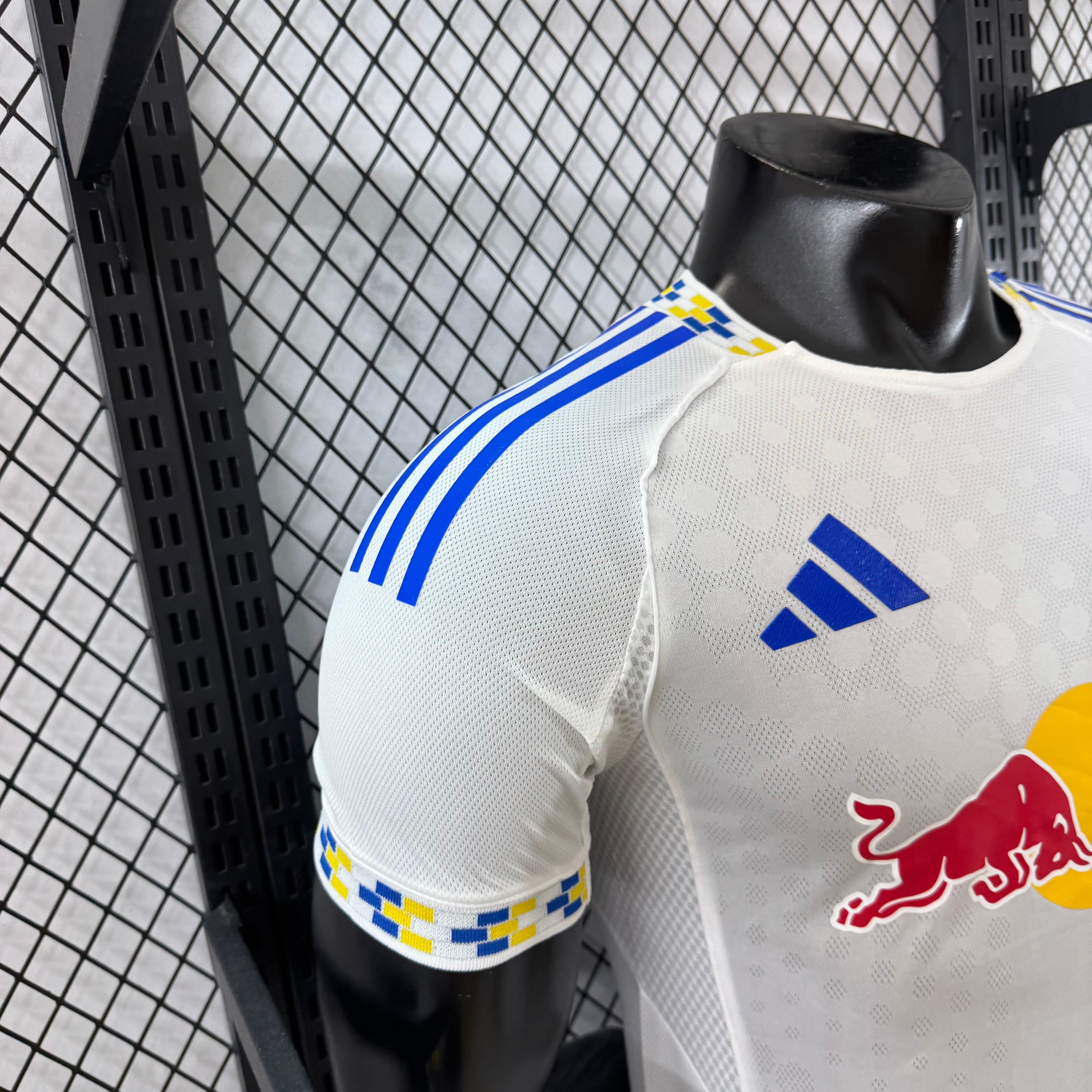 2025/2026 Leeds United Home Football Shirt (Player Edition)