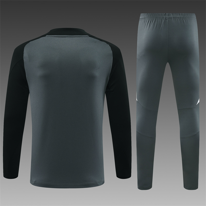 24/25 Manchester United dark grayHalf Zip Training Kit (Adult Kids Kit)