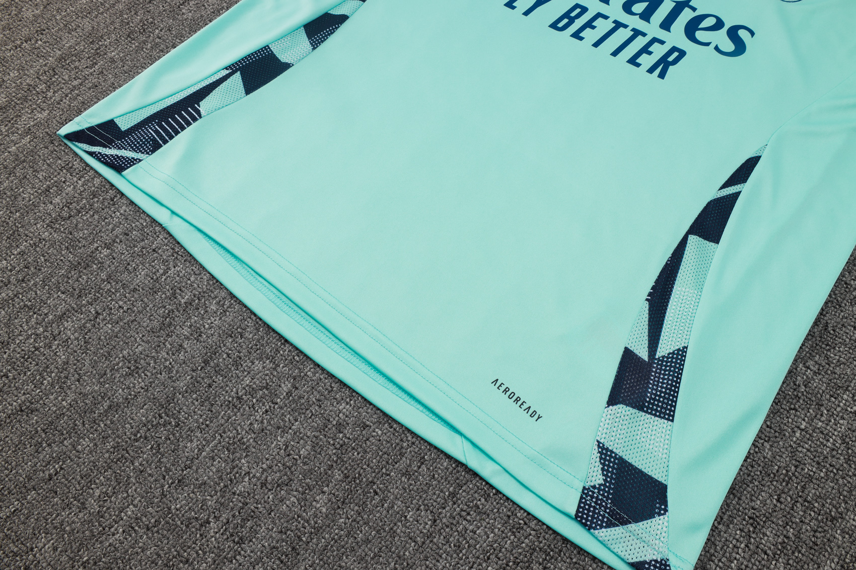 2024/2025 Real Madrid light green adult vest training suit (Adult Kit)