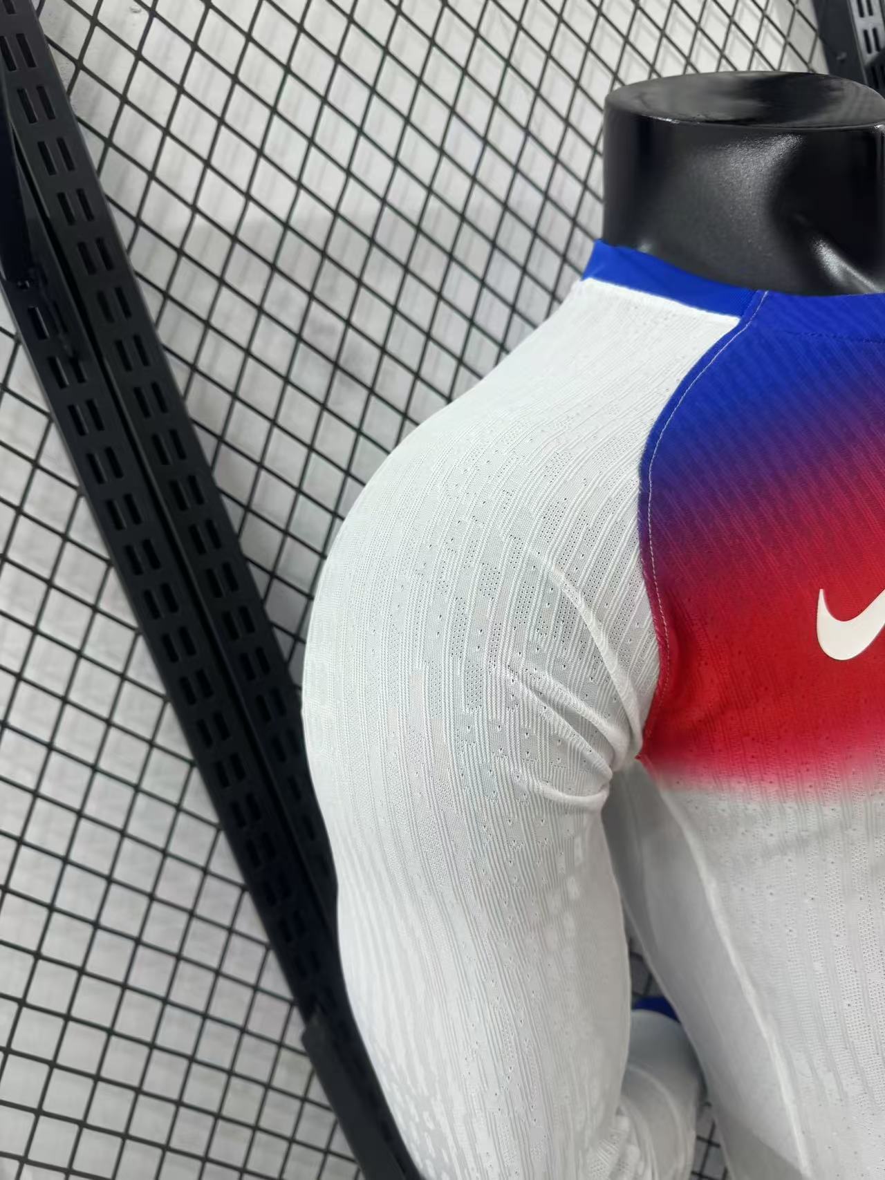 2025/2026 England Home Long Sleeve Football Jersey (Players)