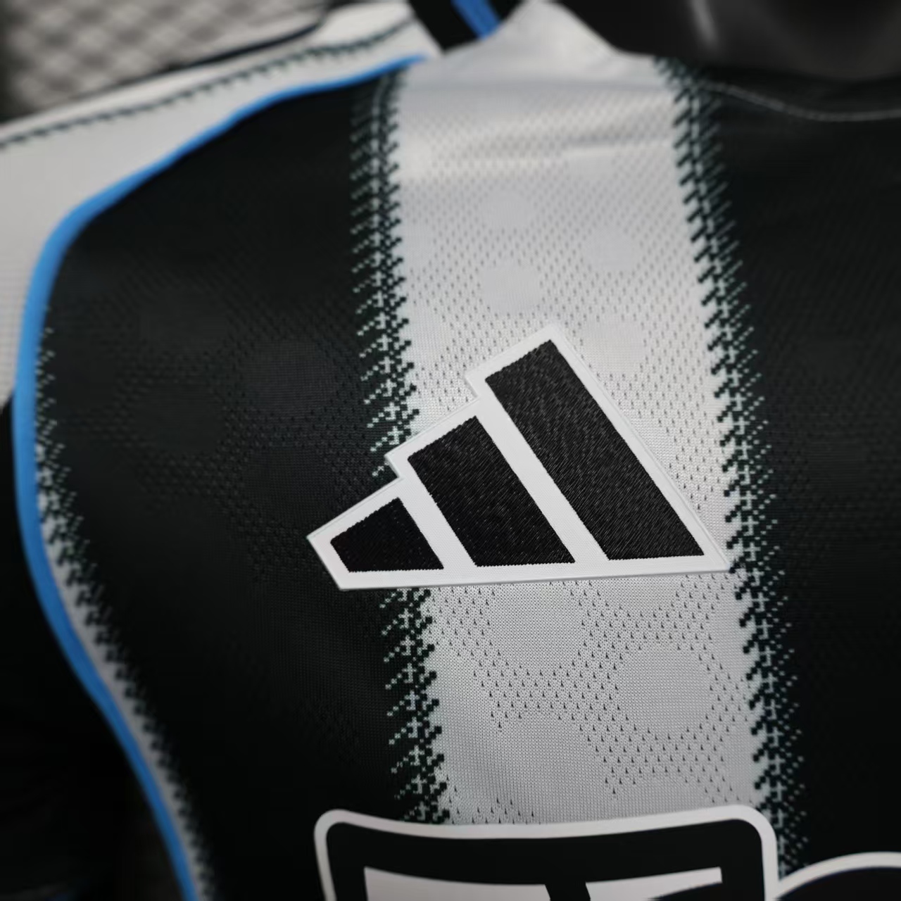 2025/2026 Newcastle United Home Football Shirt （Player）