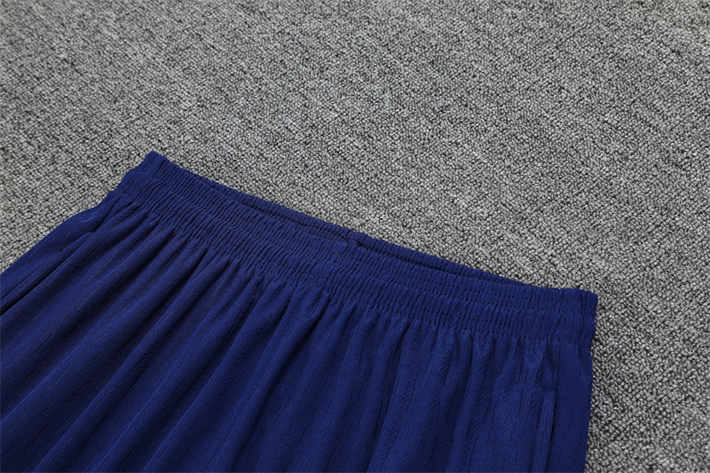 2025/2026 Tottenham Kids Half Zip Training Clothes (Kids Kit)